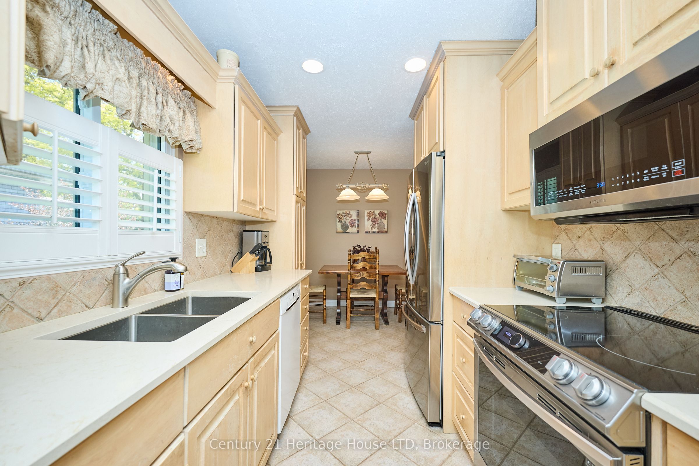 4668 Pinedale Drive Property Photo 9