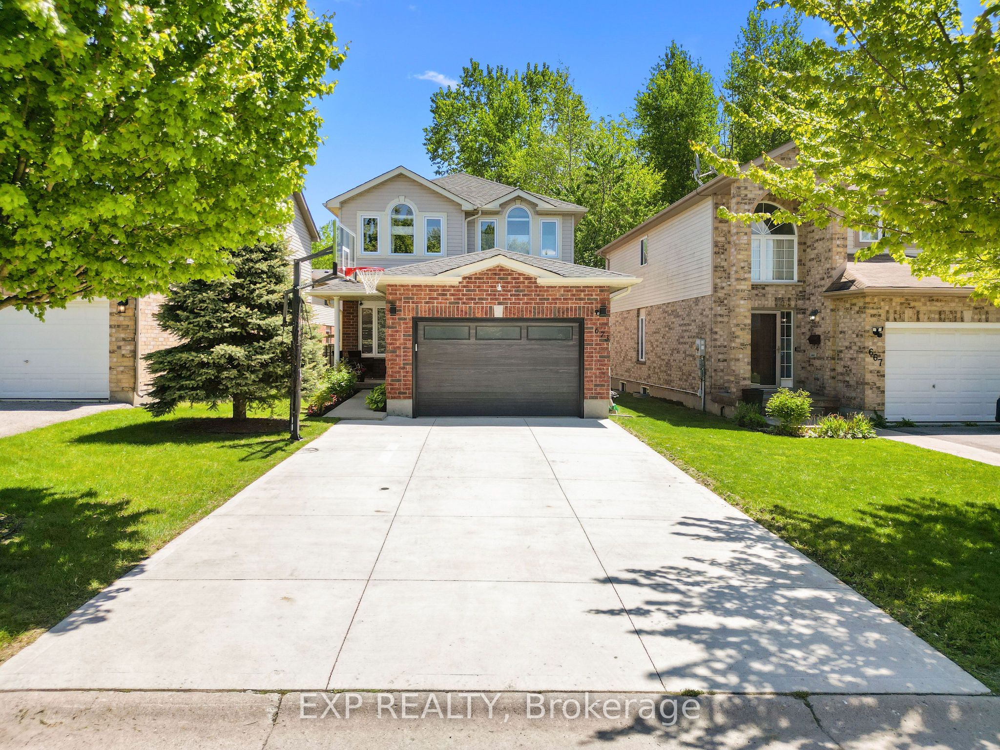 673 Sprucewood Drive Property Photo 1