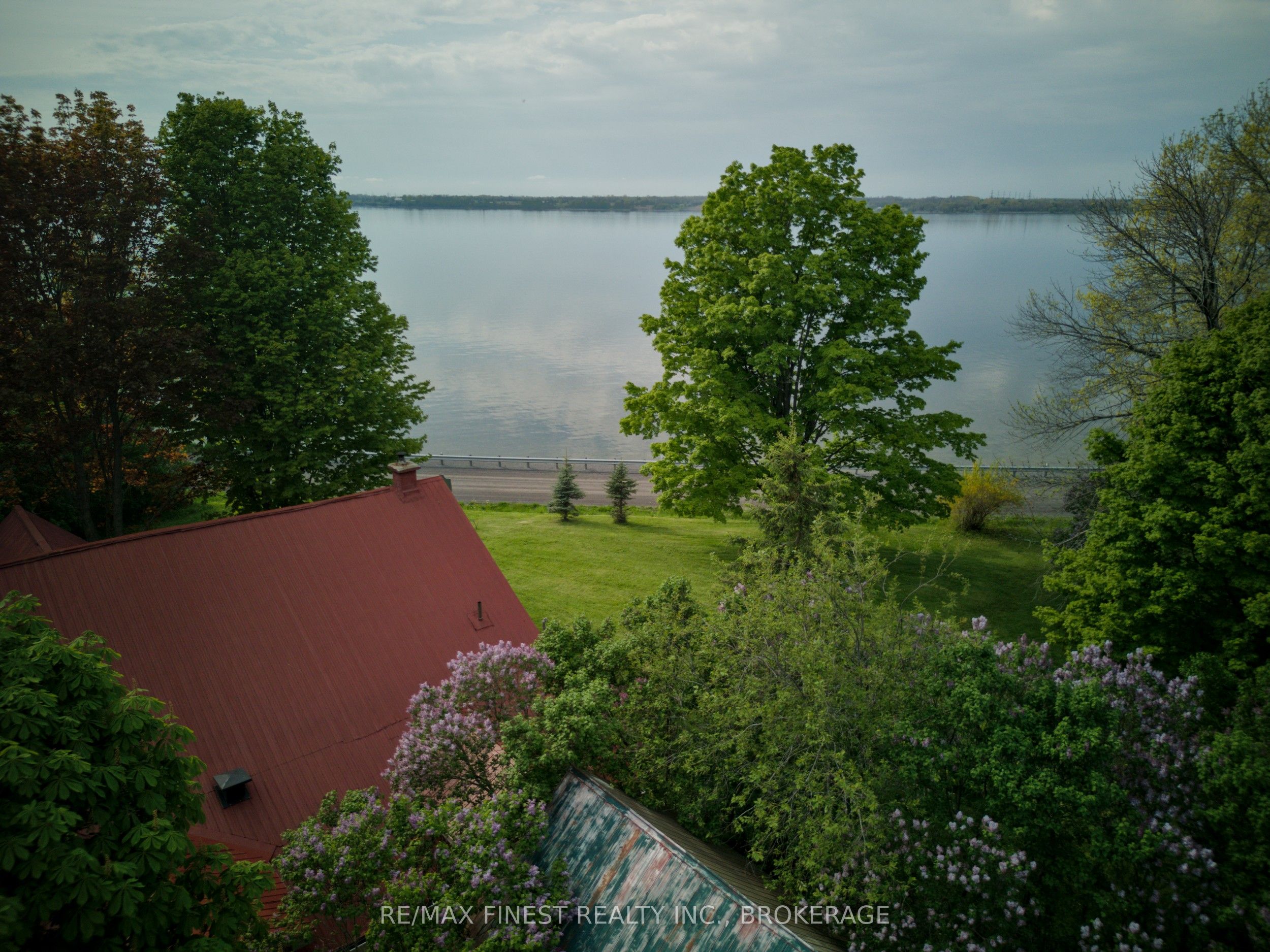 14005 Front Road Property Photo 40