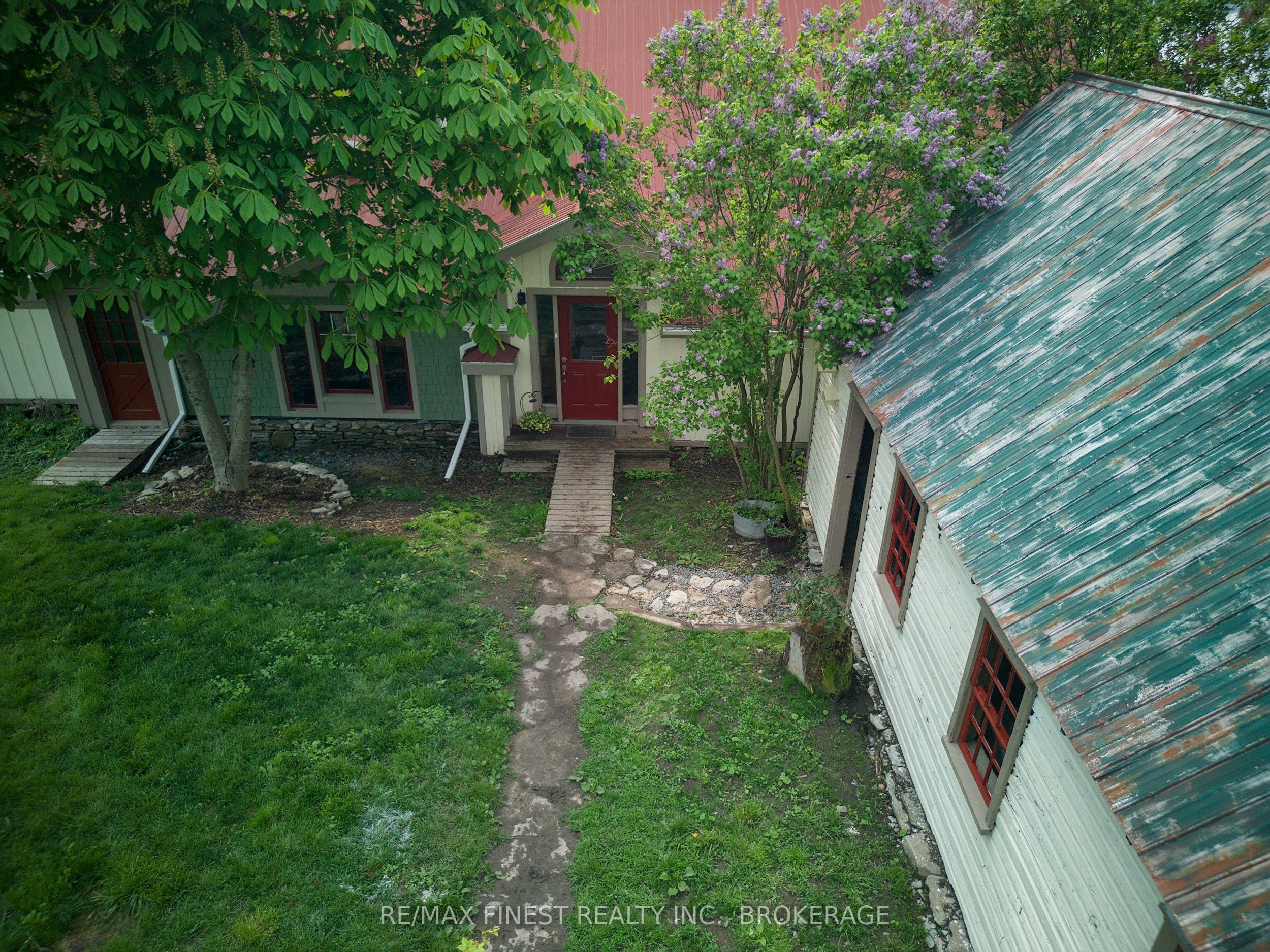 14005 Front Road Property Photo 41