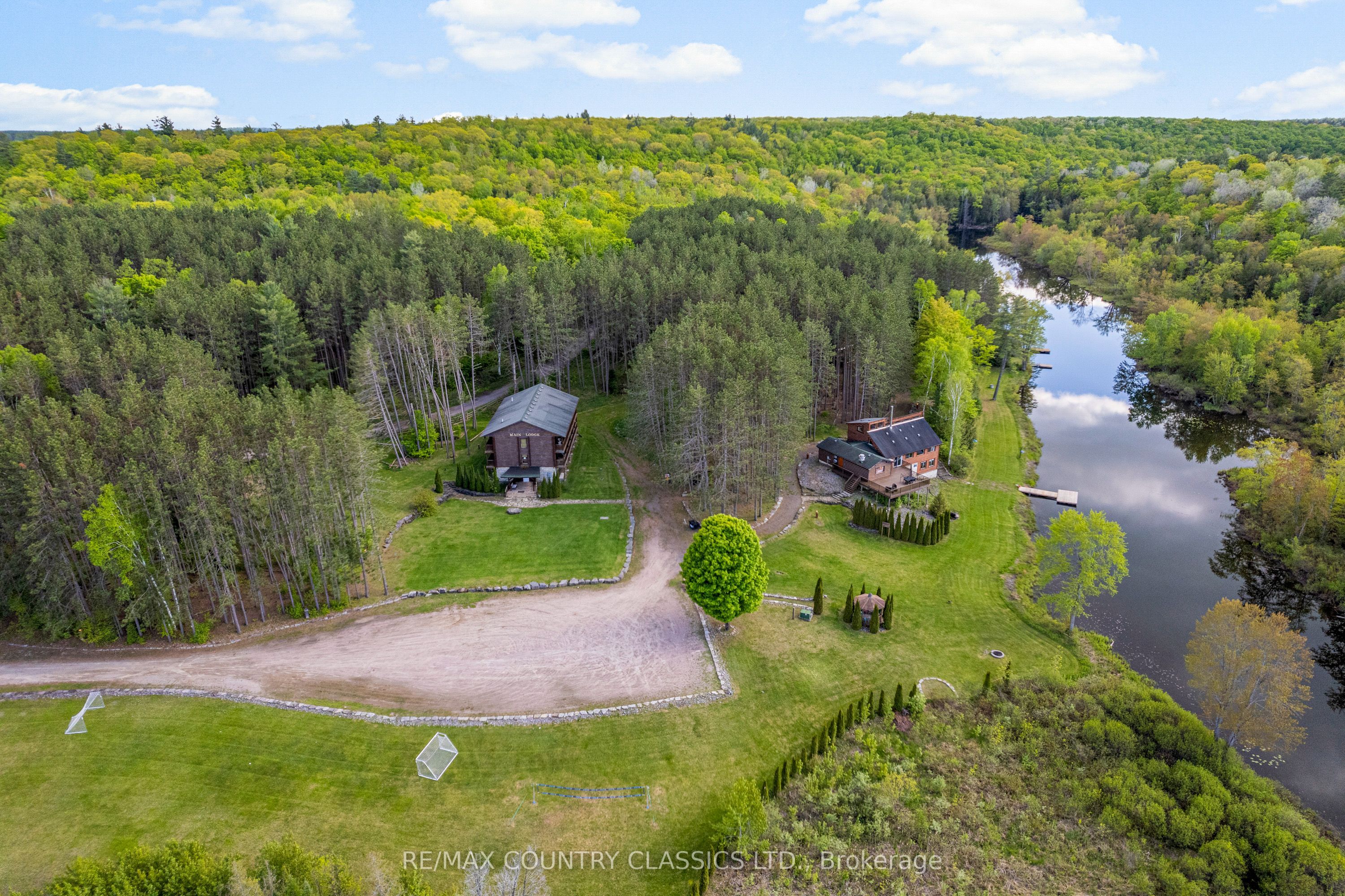16 Beaver Creek Rd Property Photo 1
