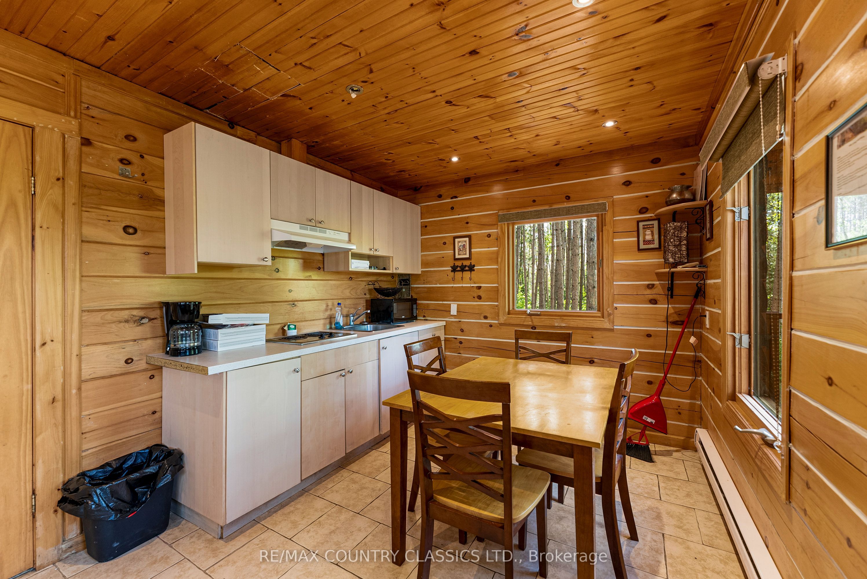 16 Beaver Creek Rd Property Photo 32