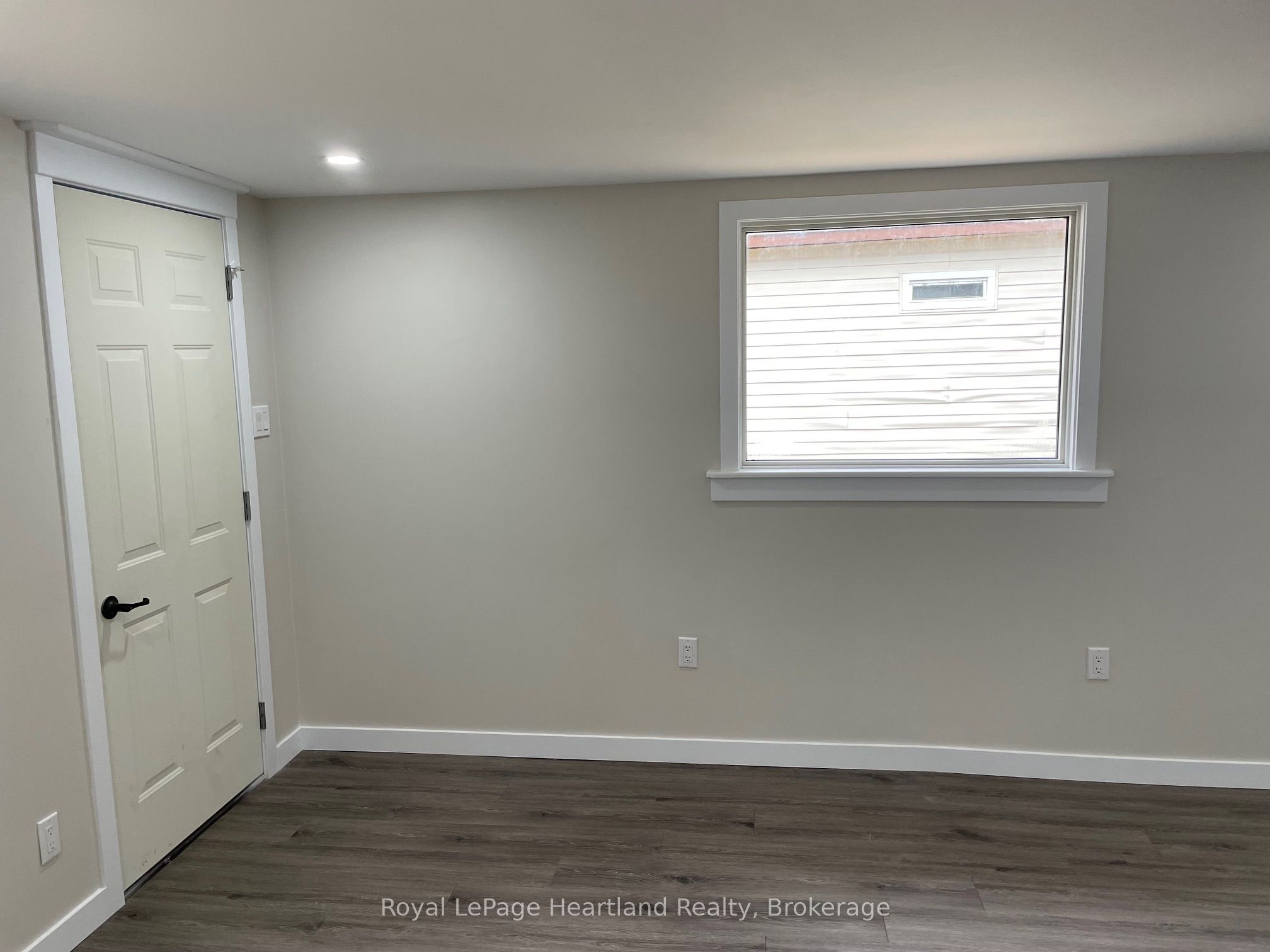 16 Bloomsbury Dr Property Photo 10