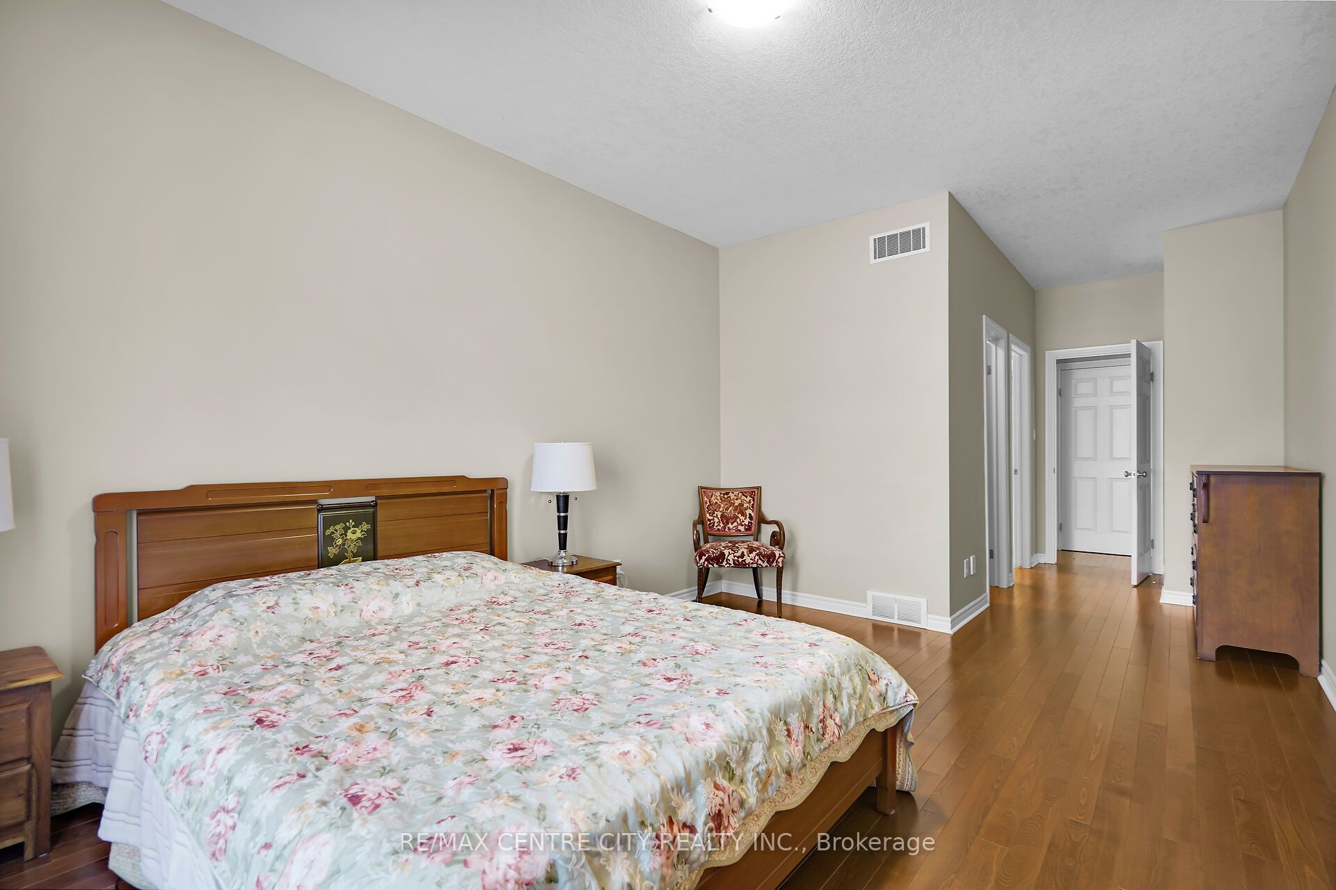 600 Hyde Park Road 278 Property Photo 18