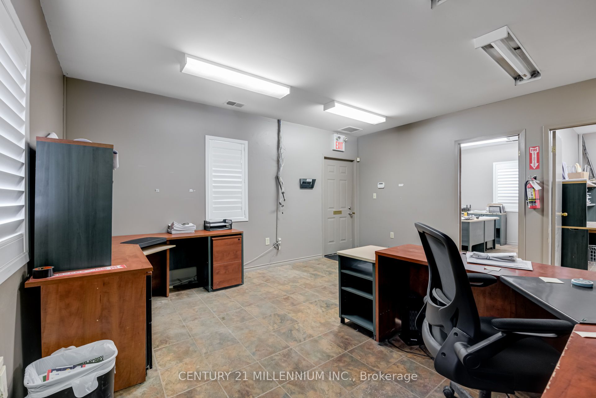 2073 Piper Lane Property Photo 8