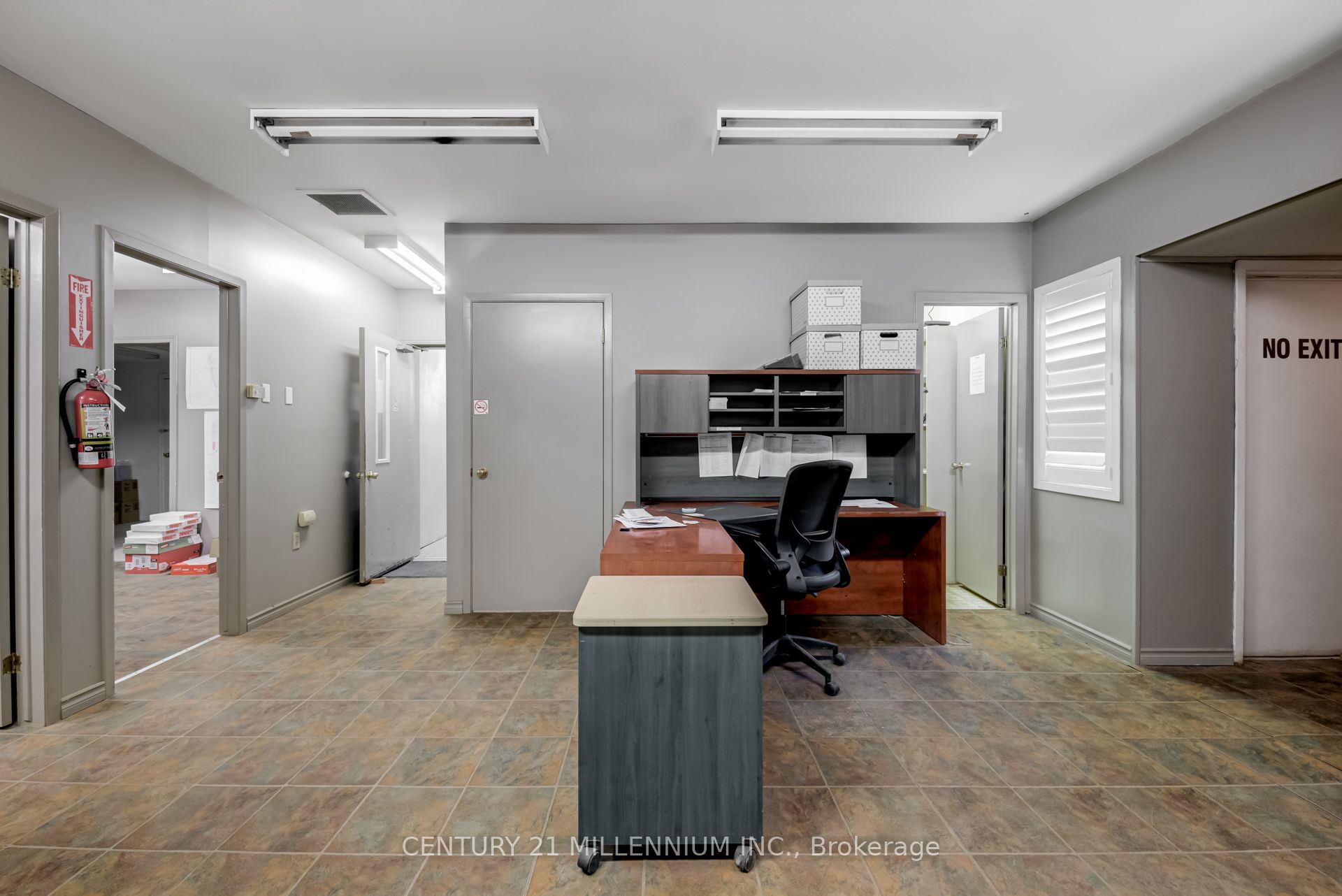 2073 Piper Lane Property Photo 11