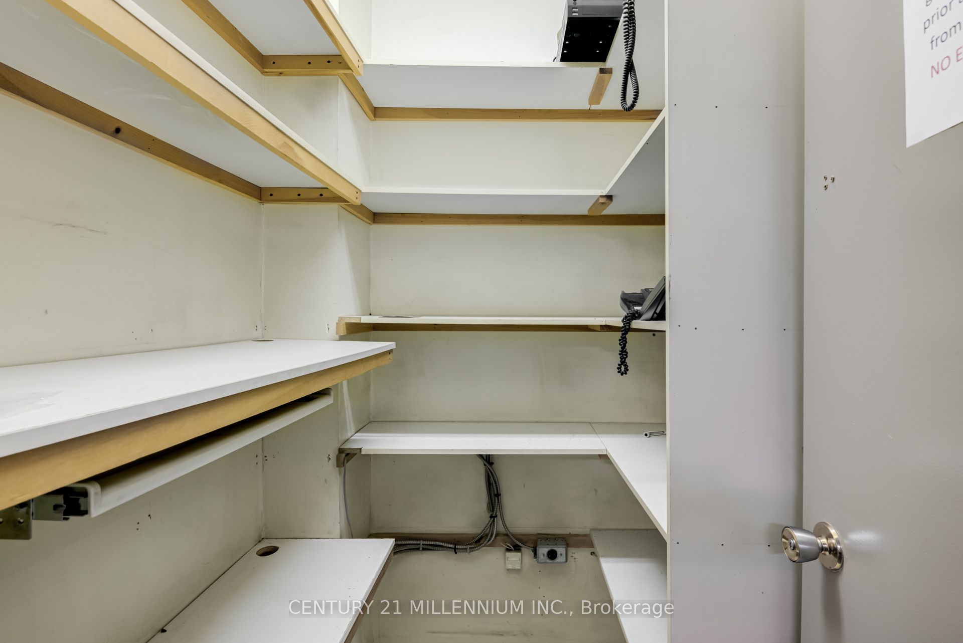 2073 Piper Lane Property Photo 17