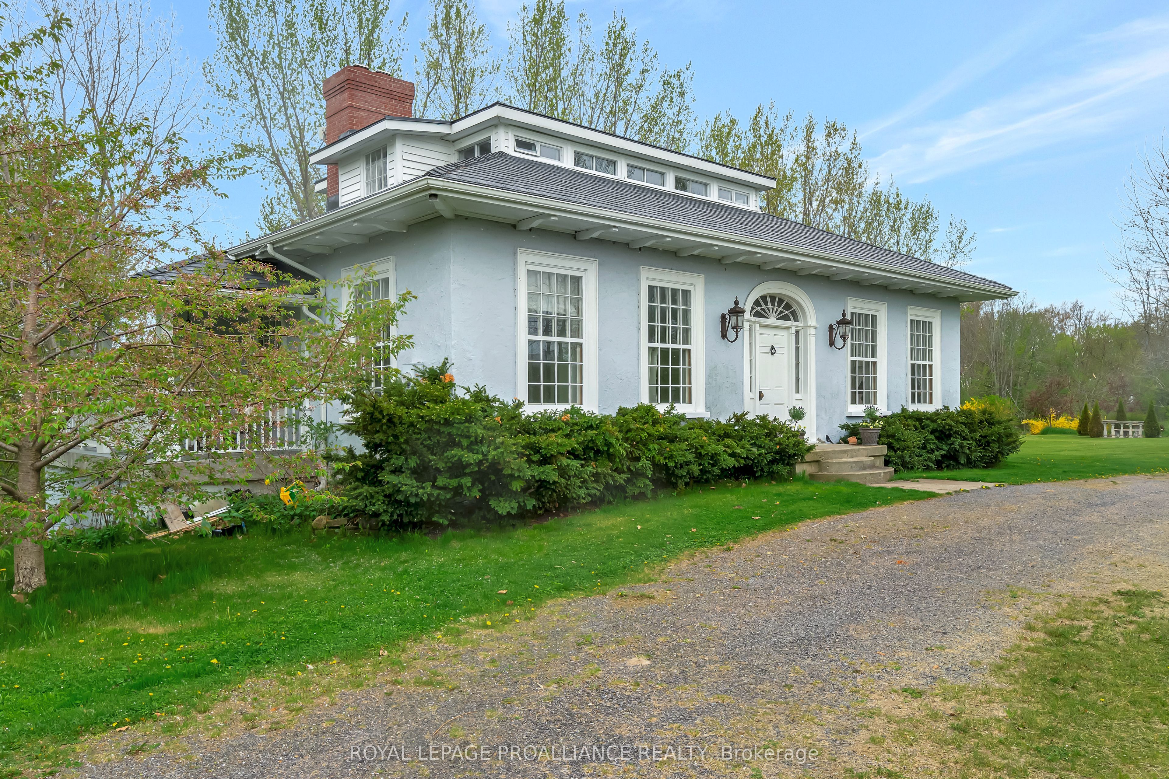 1479 Lakeside Drive Property Photo 3