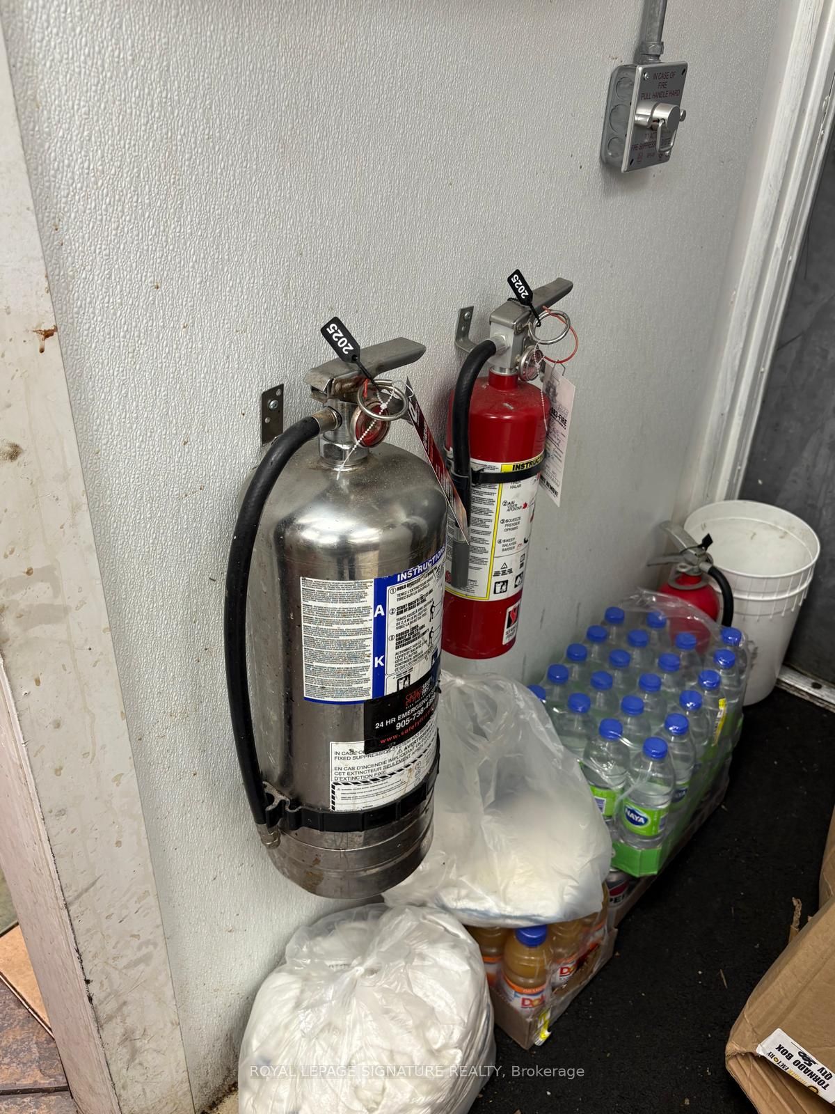 #unit 1 - 1200 Lambton Mall Road Property Photo 25