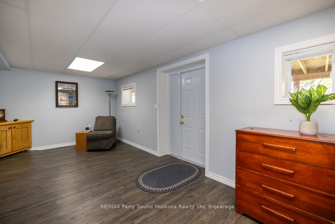 213 Dunchurch Estates Road Property Photo 31