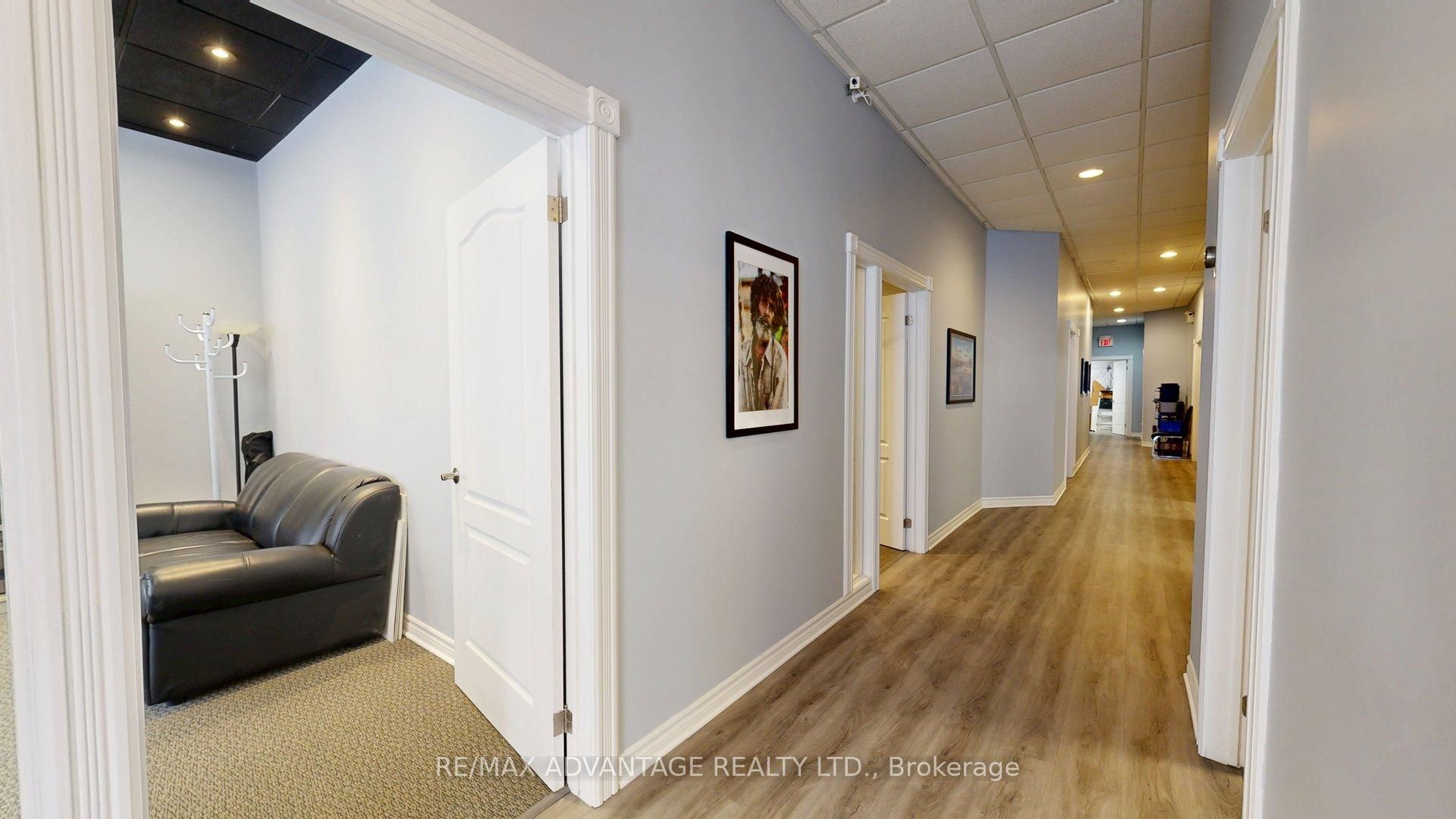 60 Meg Dr Property Photo 5