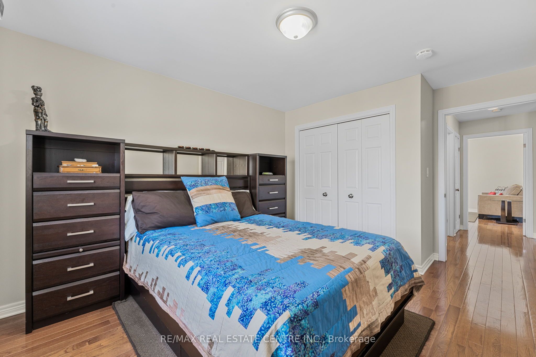 3780 Glendale Avenue Property Photo 12