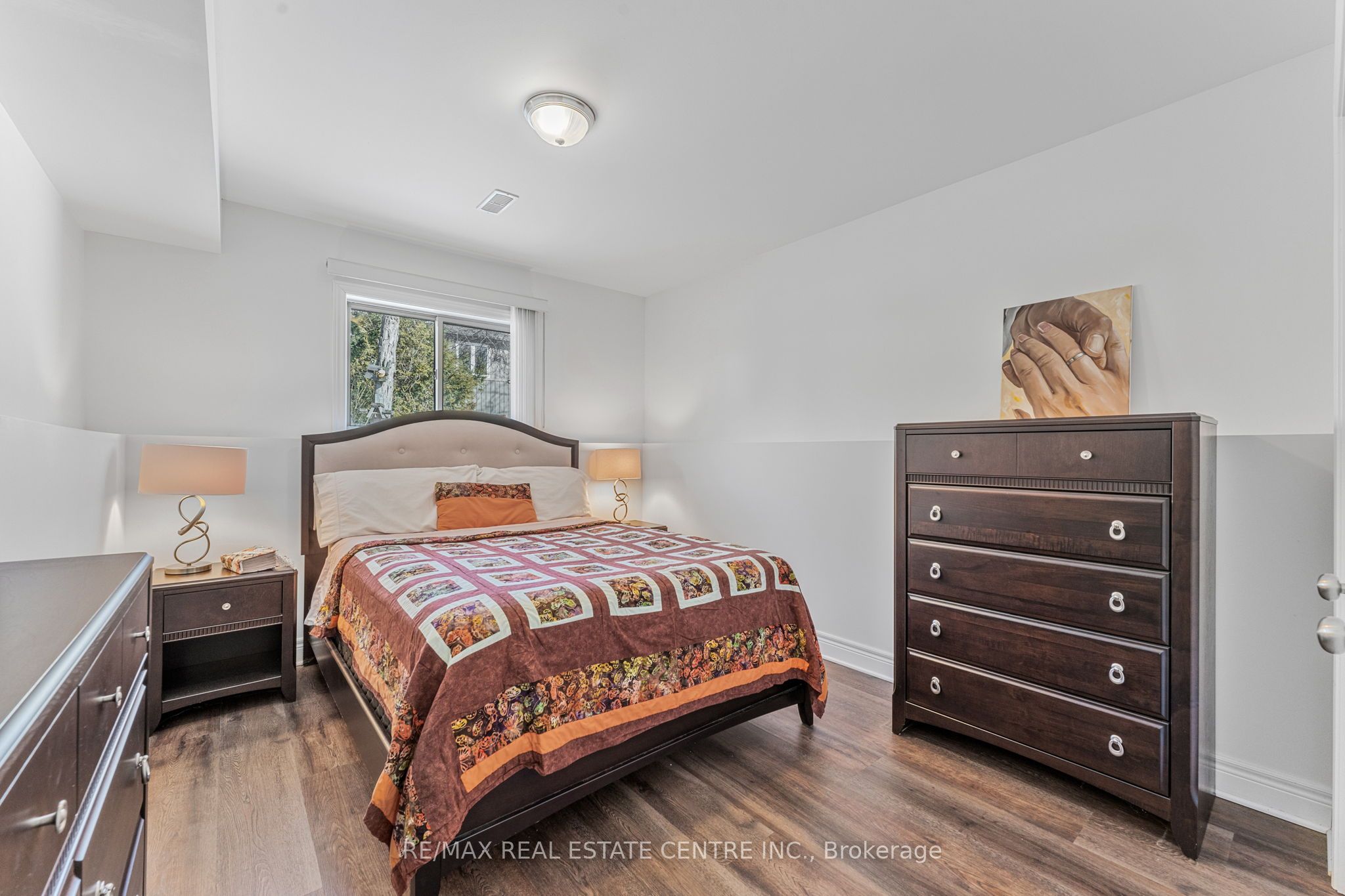3780 Glendale Avenue Property Photo 29
