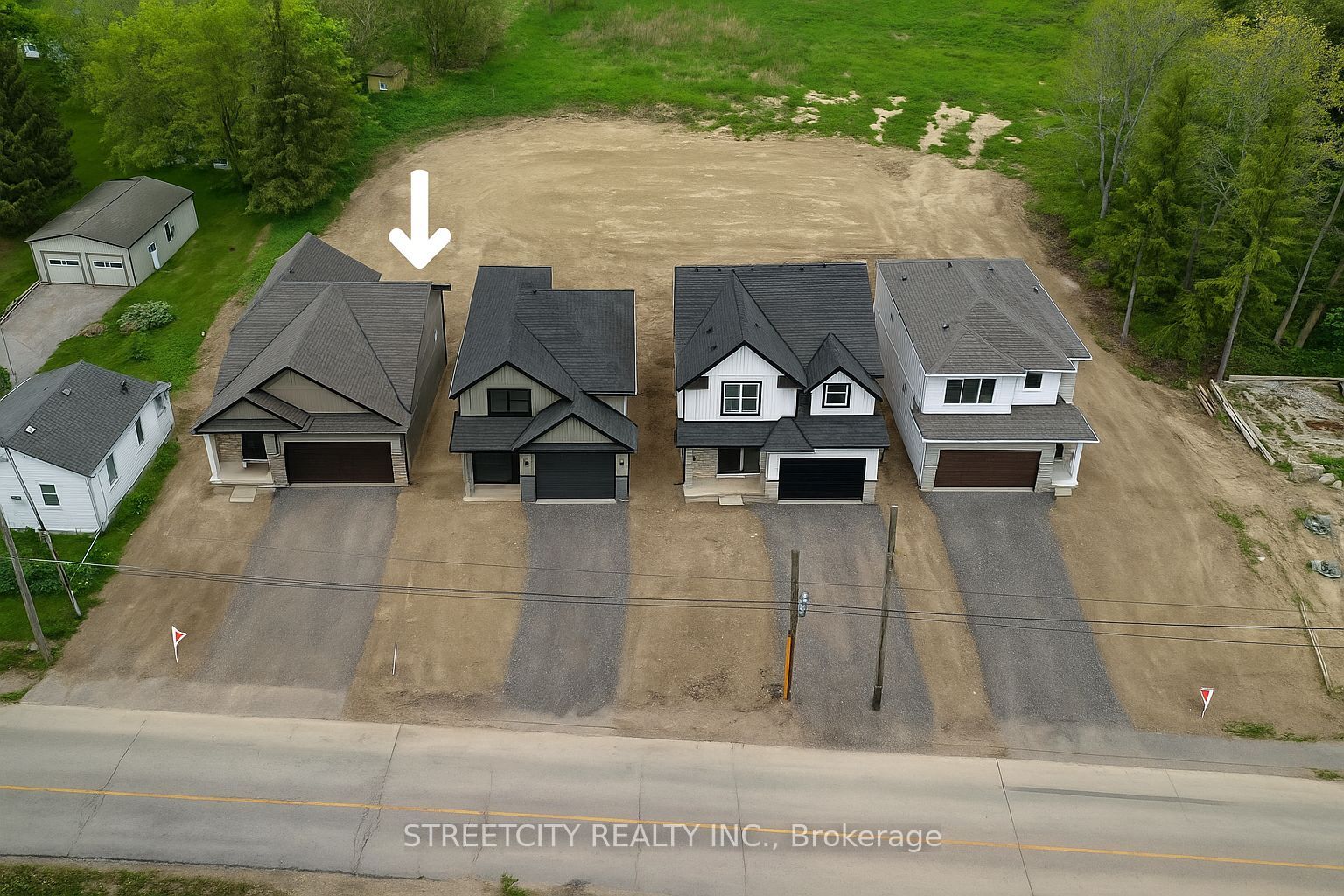 8088 Union Road Property Photo 2