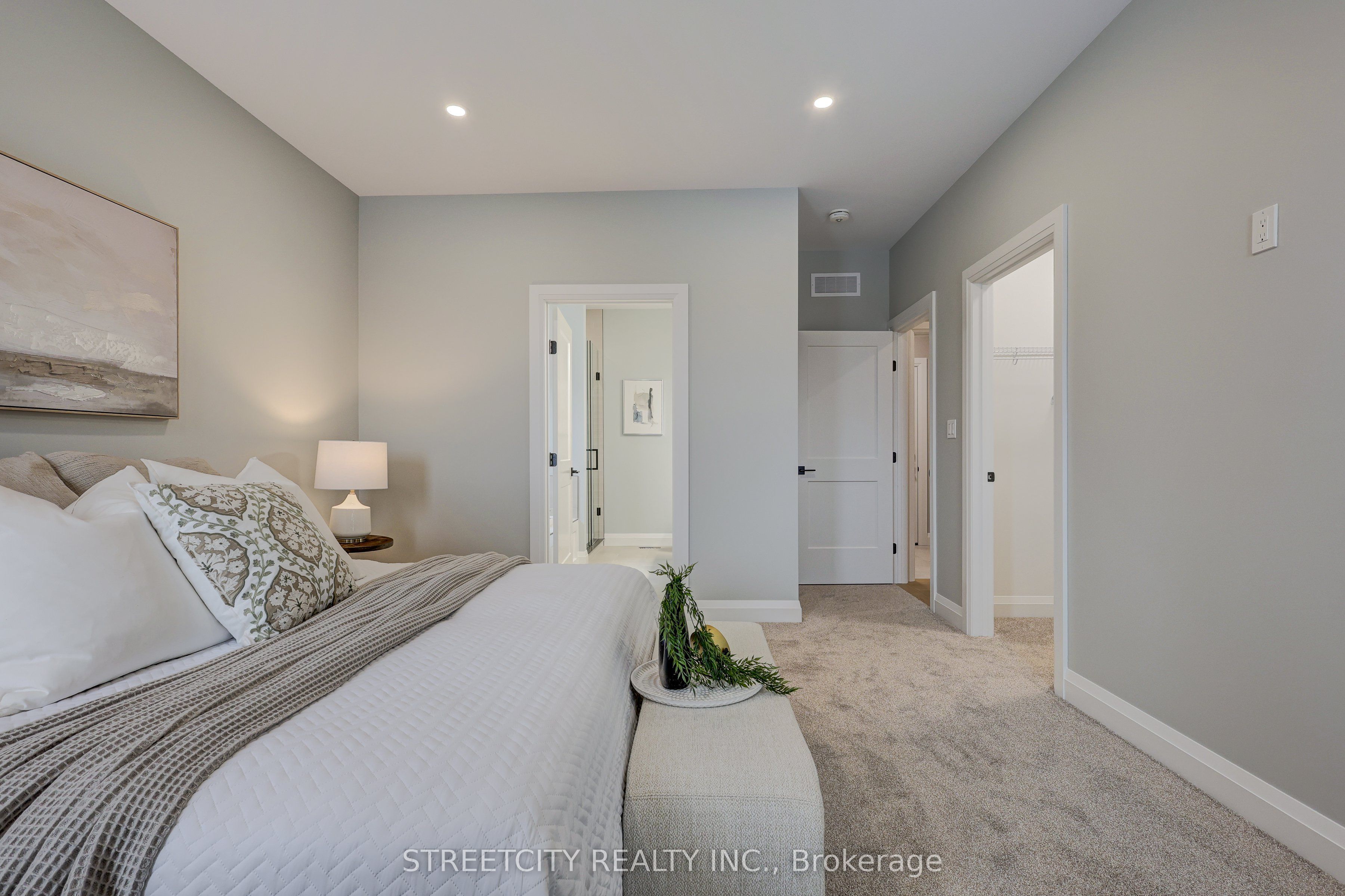 8088 Union Road Property Photo 16