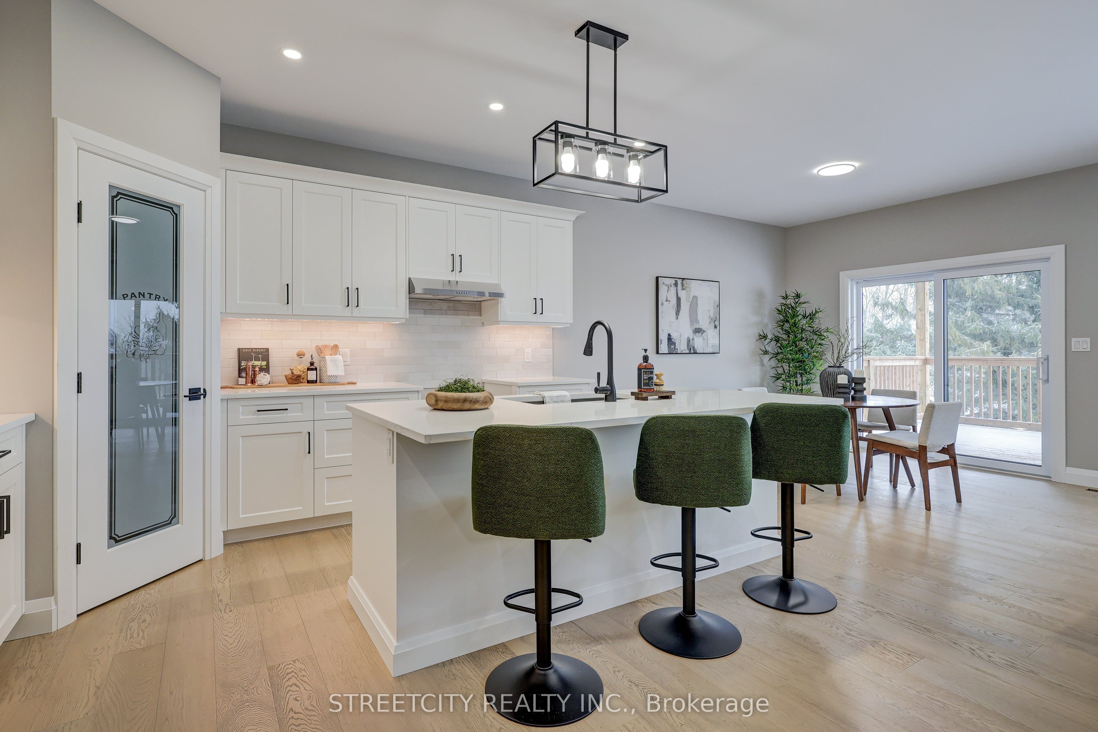 8088 Union Road Property Photo 19