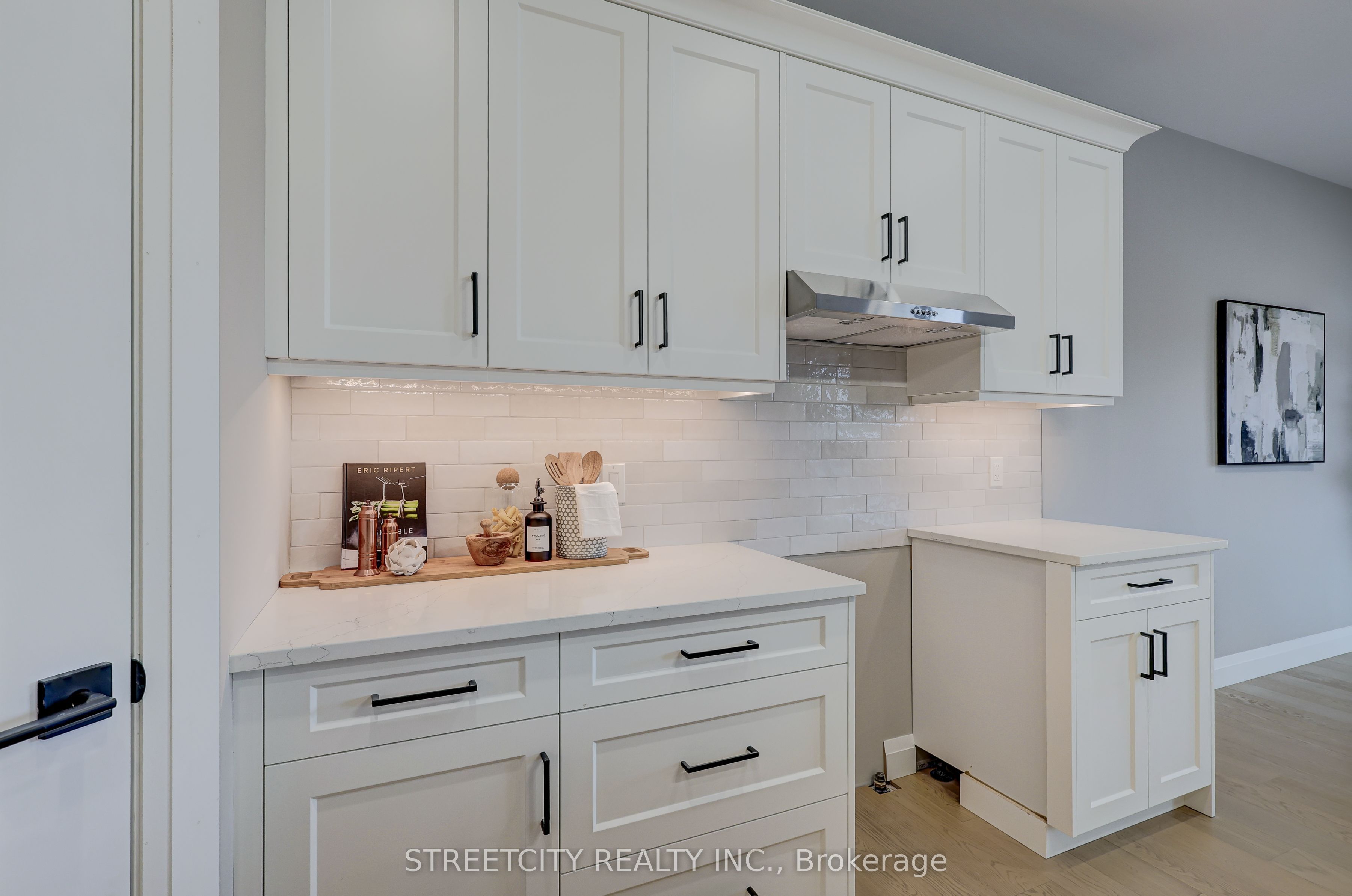 8088 Union Road Property Photo 25