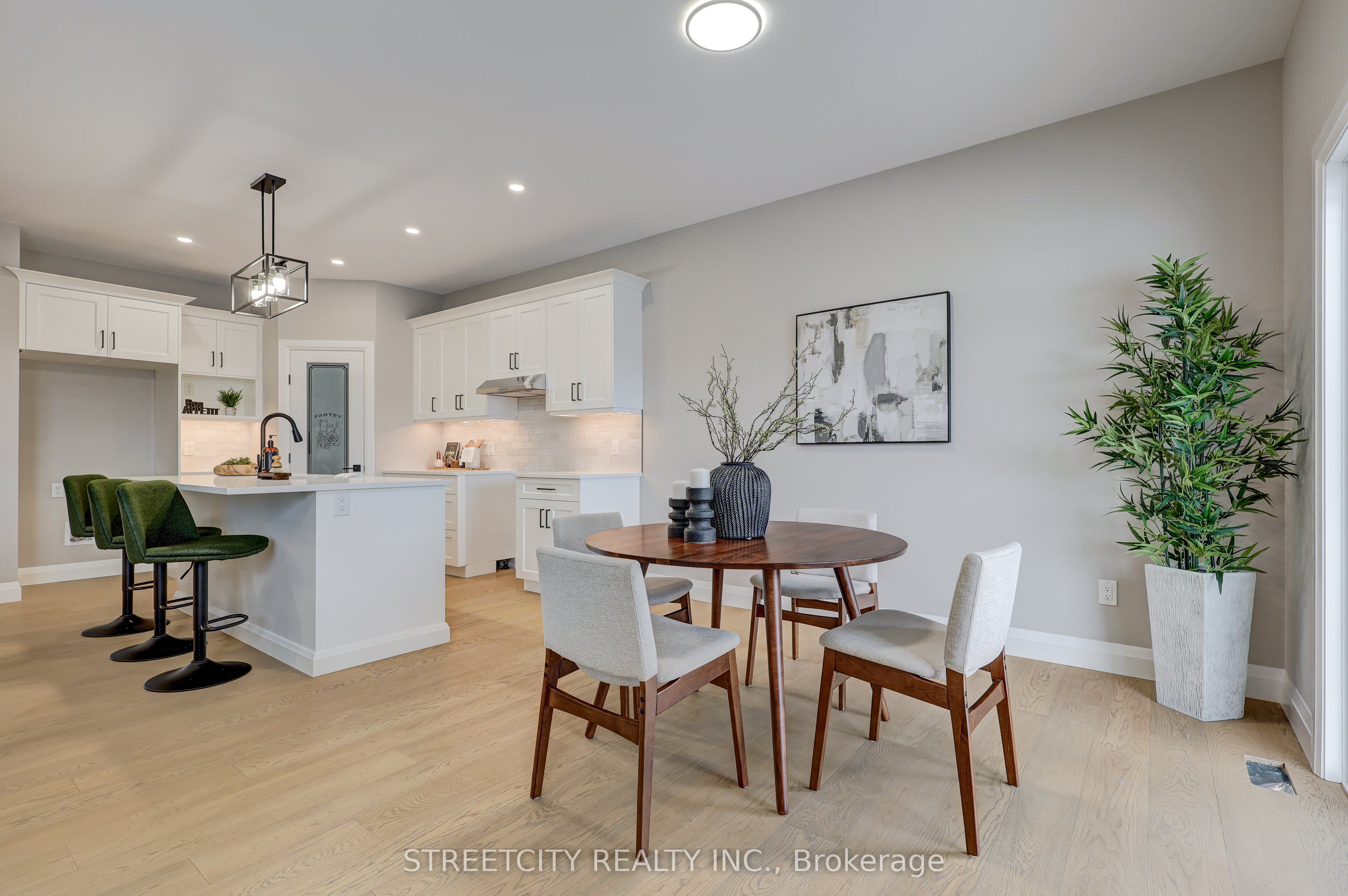 8088 Union Road Property Photo 28