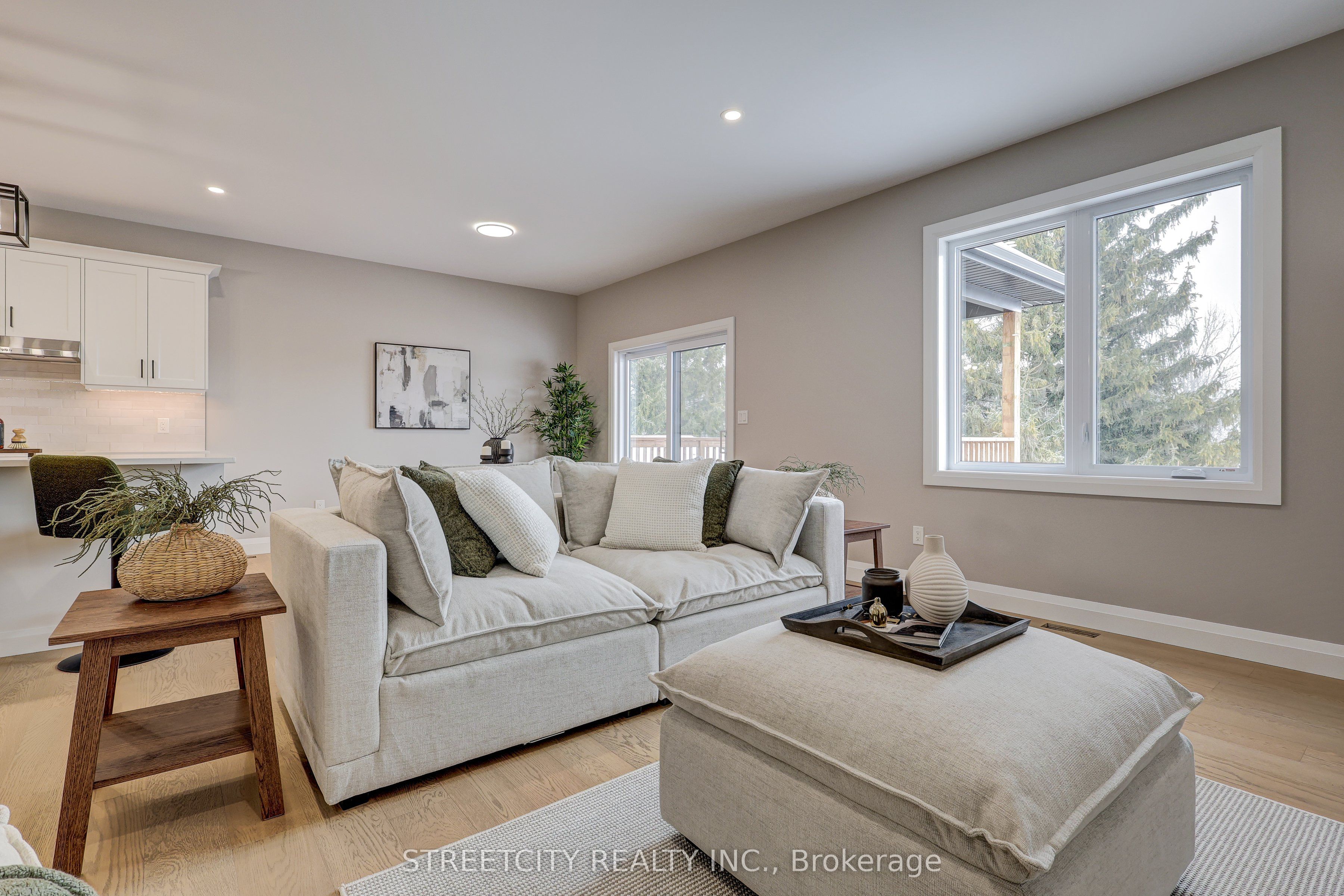 8088 Union Road Property Photo 32