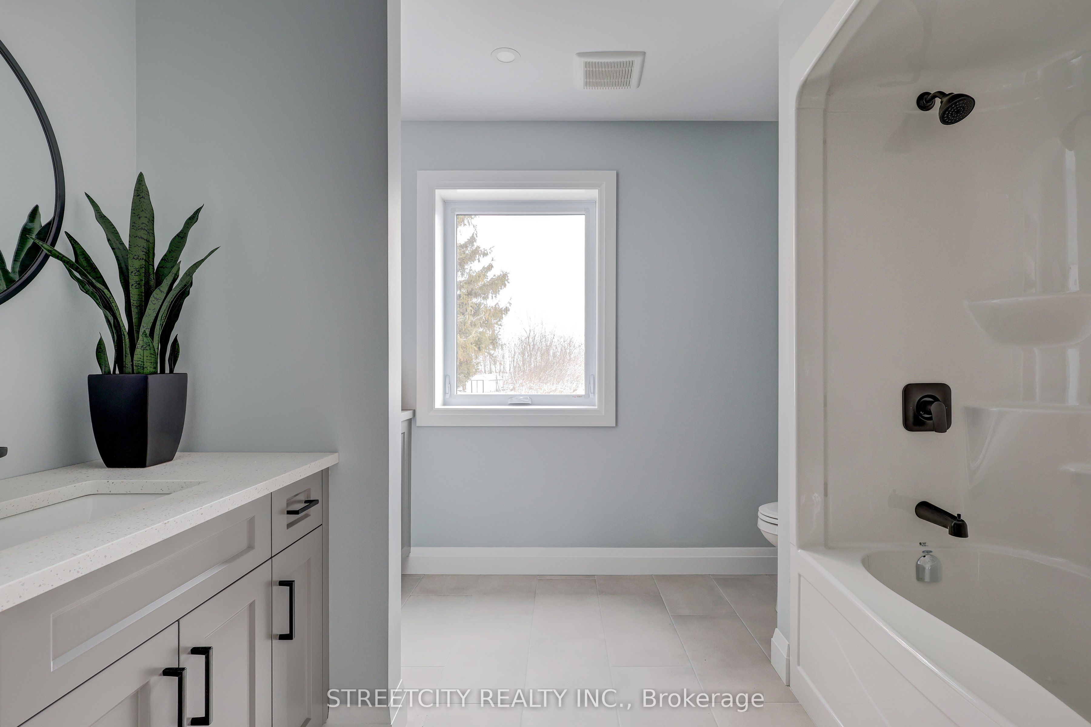 8088 Union Road Property Photo 42