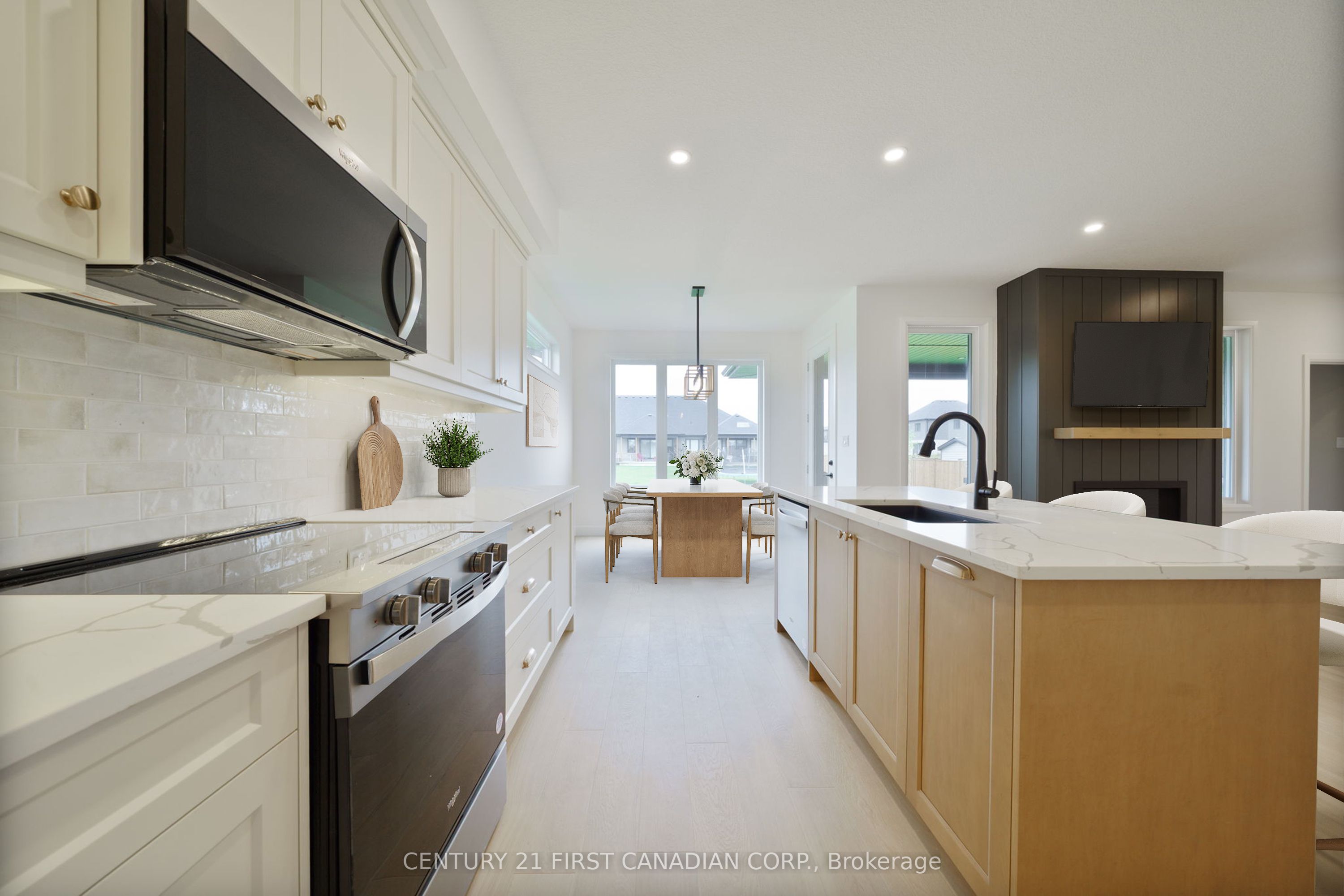482 Julianna Court Property Photo 13