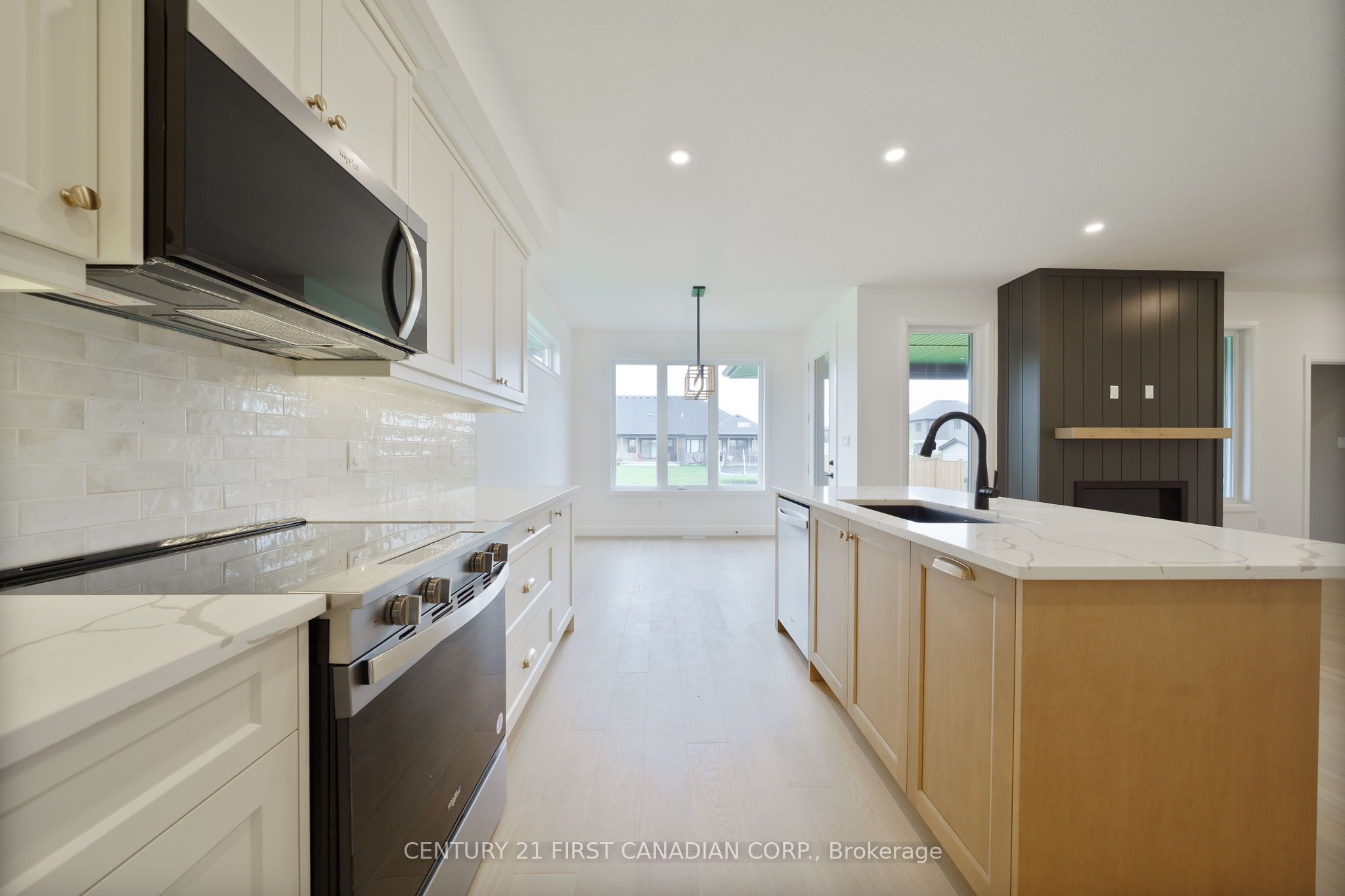 482 Julianna Court Property Photo 14