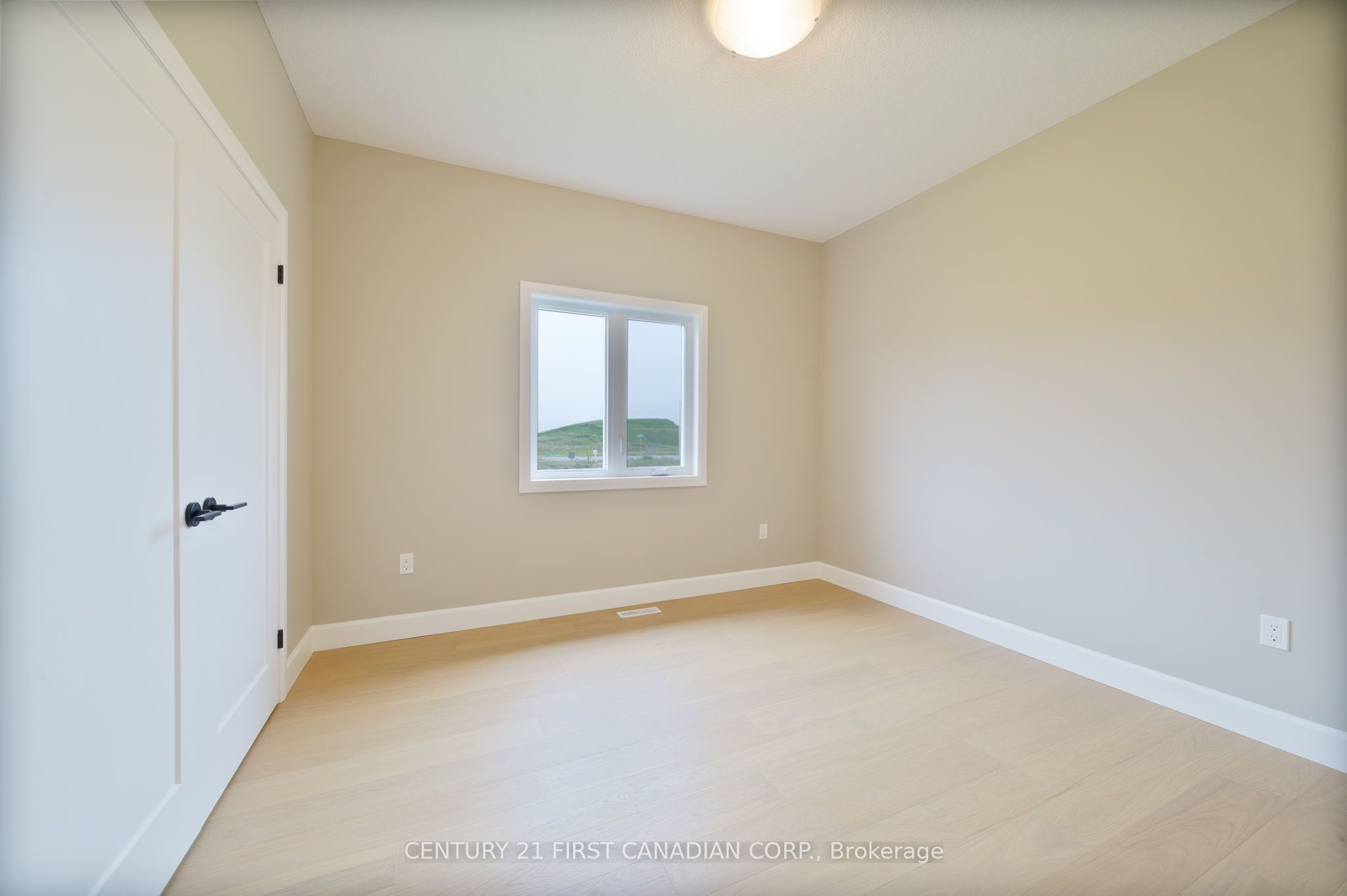 482 Julianna Court Property Photo 16