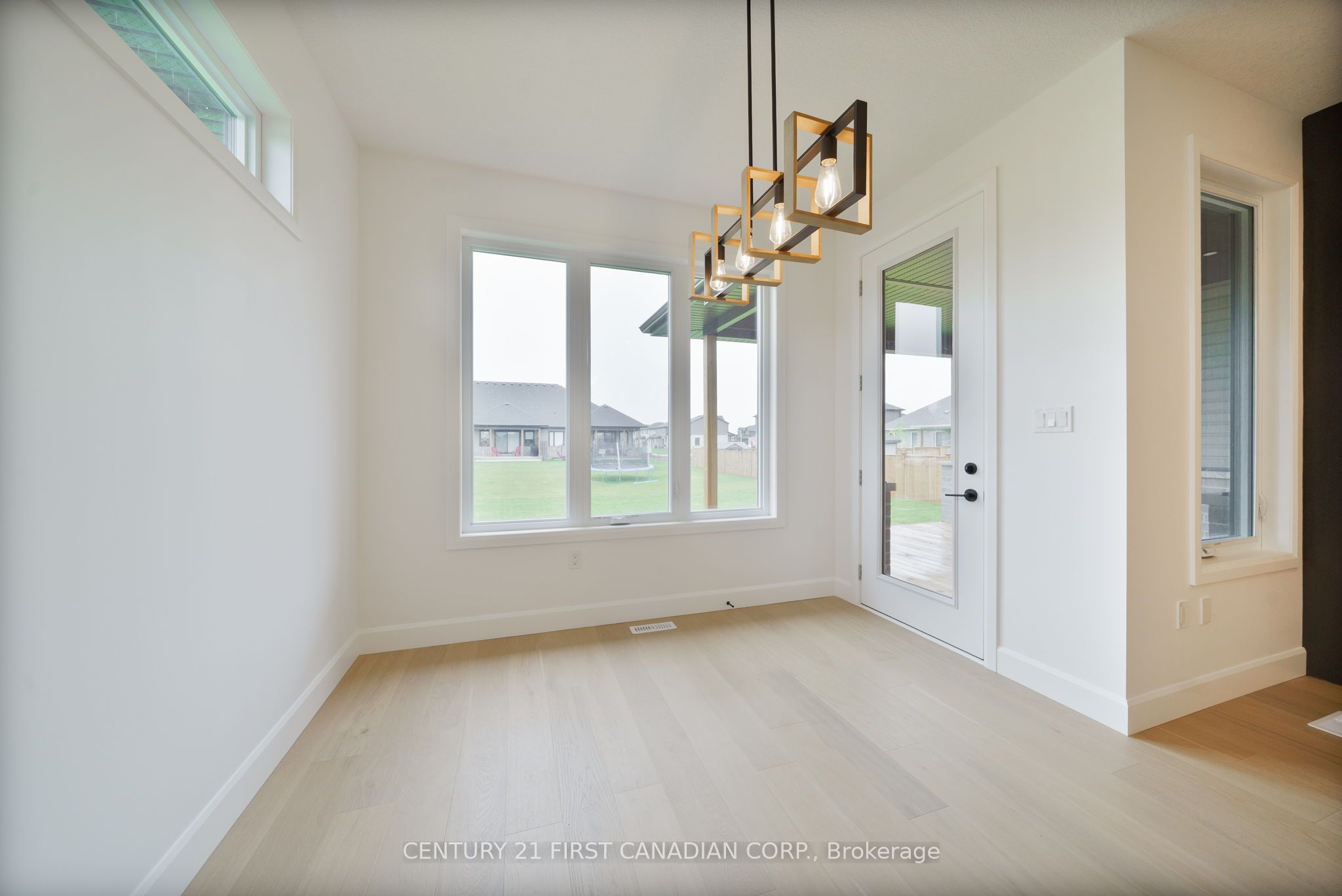 482 Julianna Court Property Photo 17