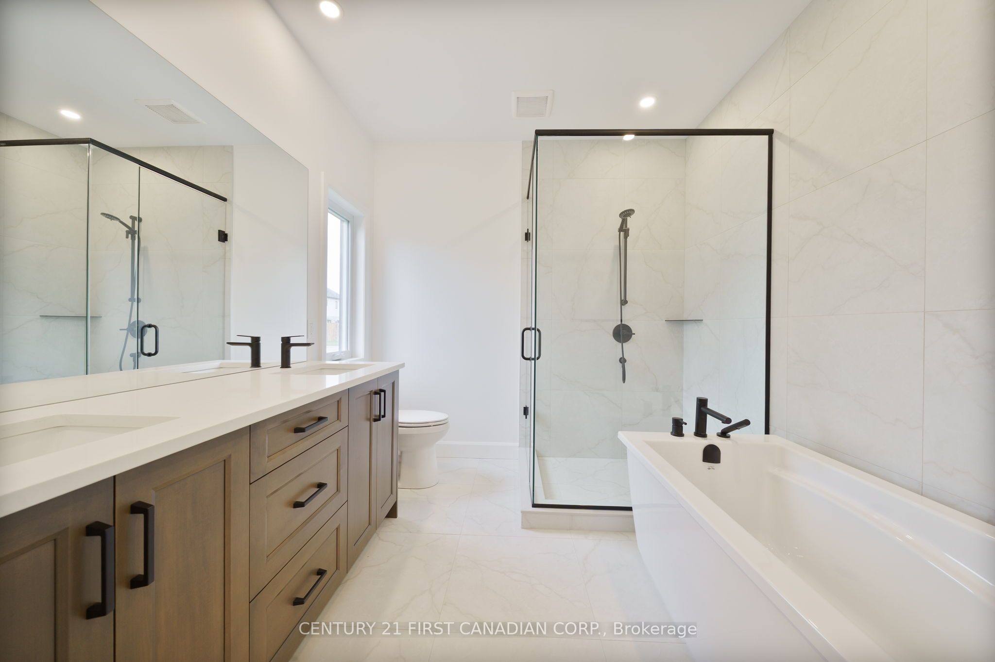 482 Julianna Court Property Photo 27