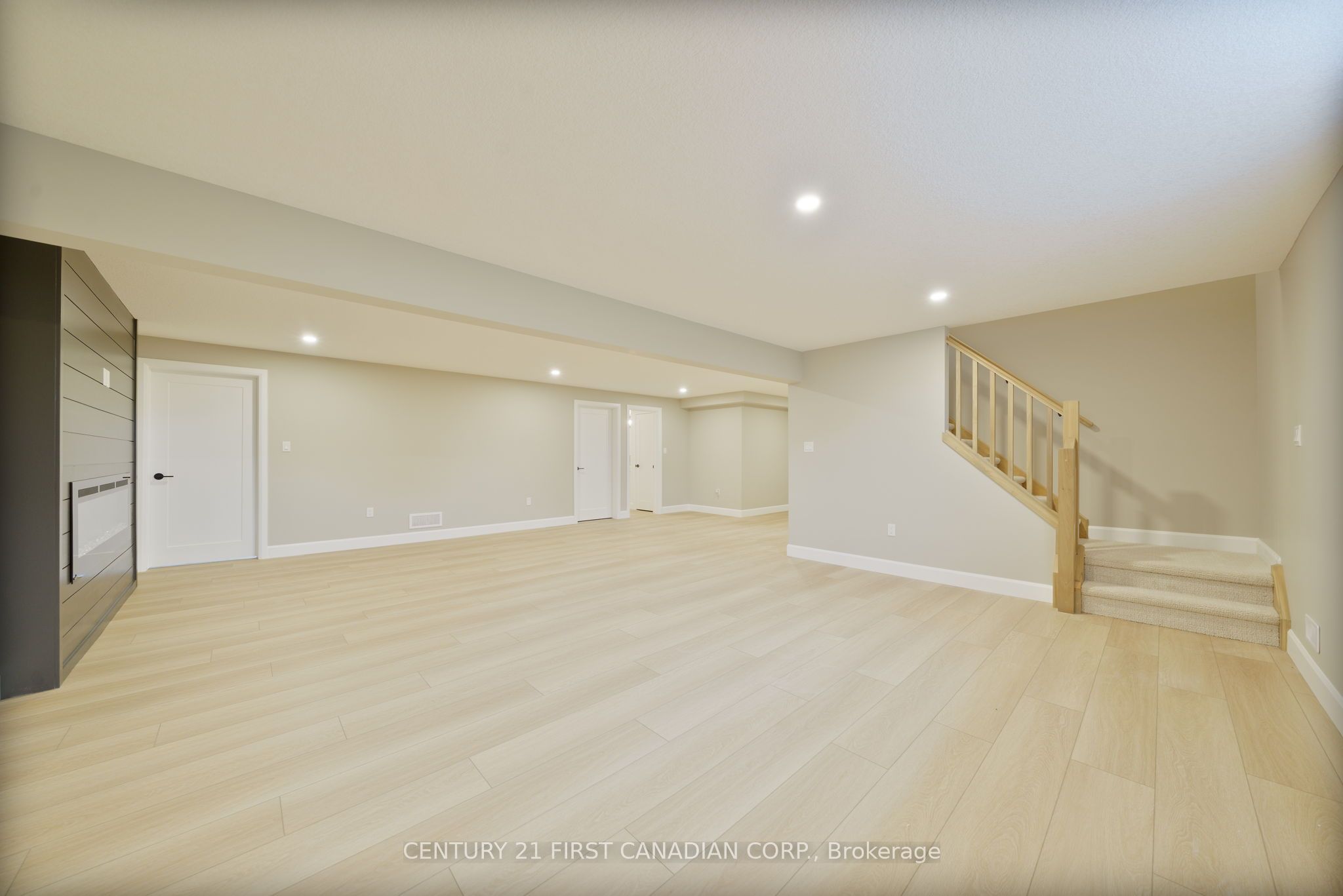 482 Julianna Court Property Photo 32