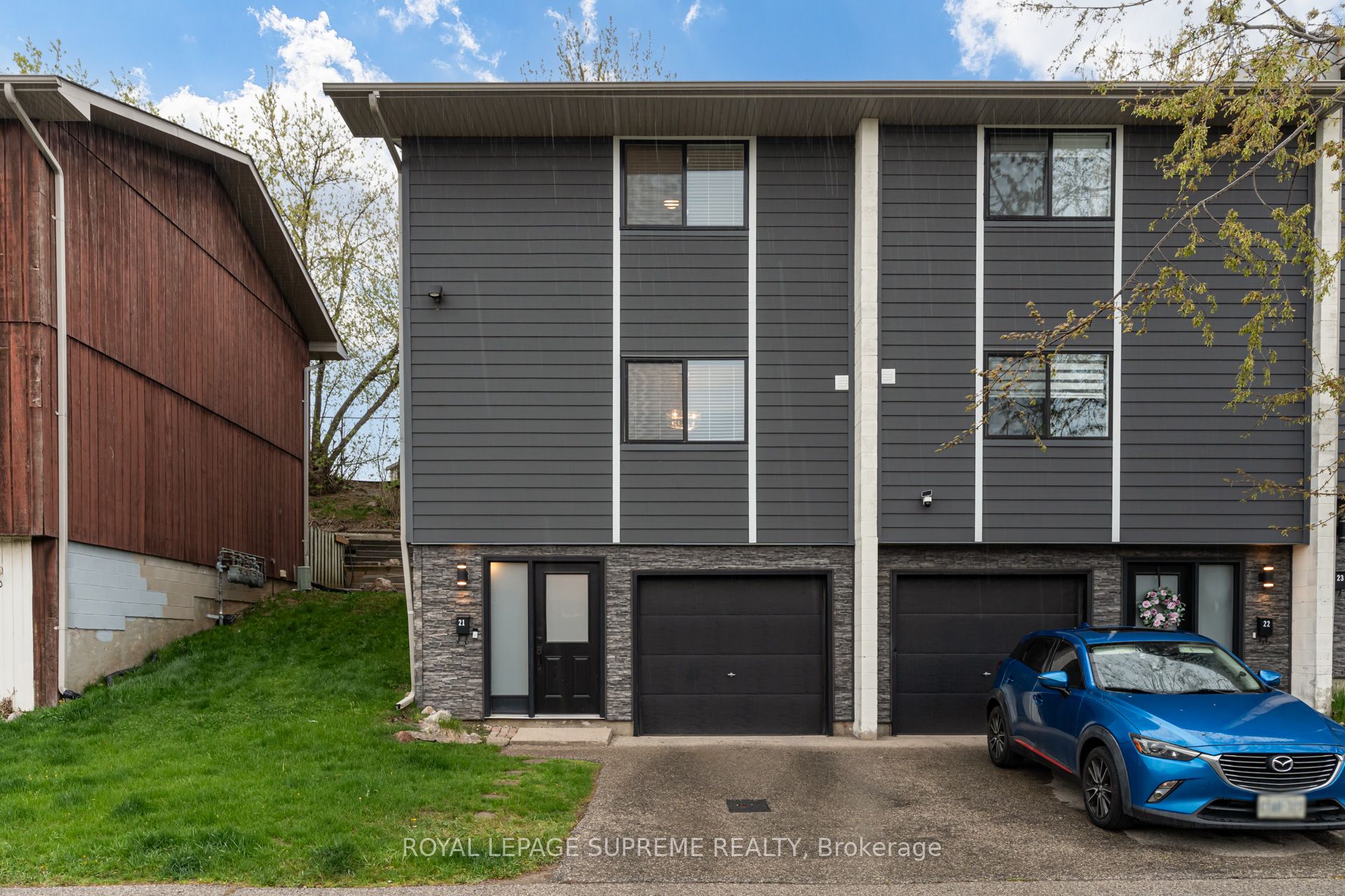 #21 - 135 Chalmers Street Property Photo 1
