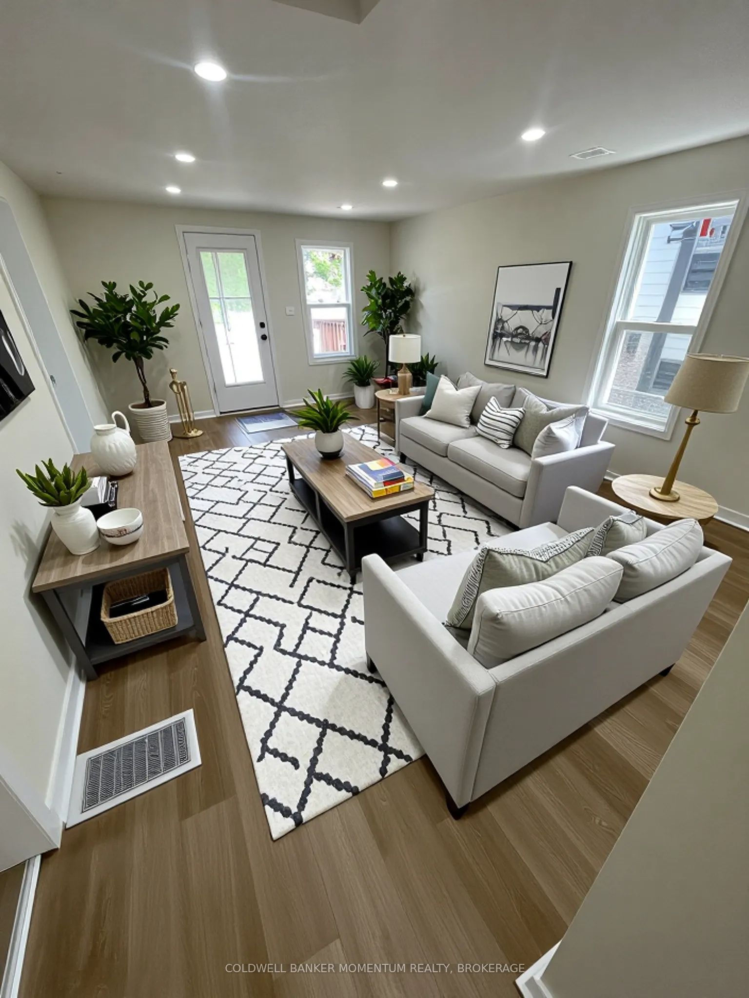 51 Rykert Street Property Photo 8