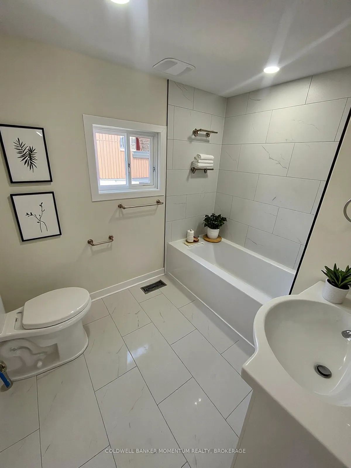 51 Rykert Street Property Photo 11