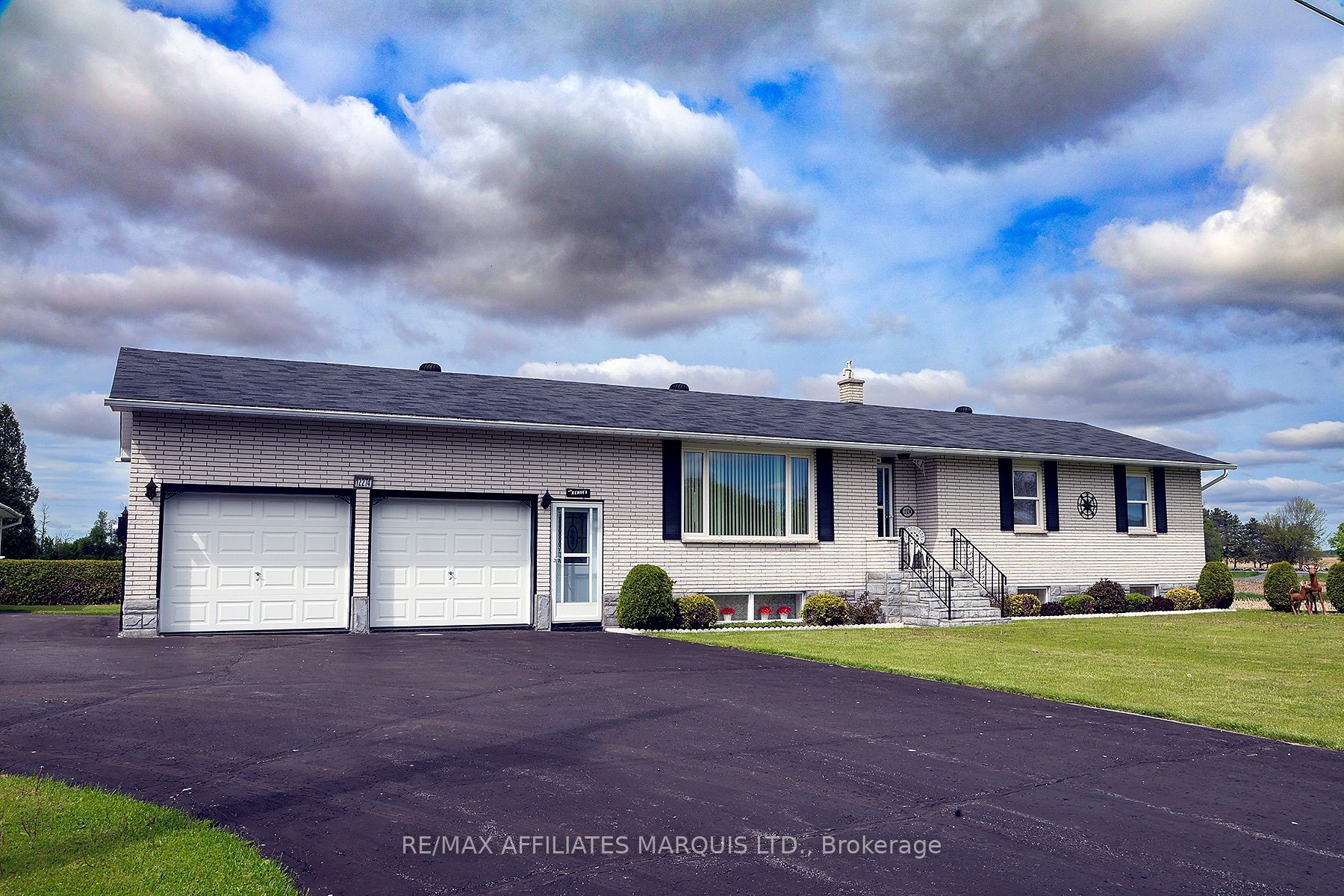 12274 County Rd 18 Road Property Photo 1