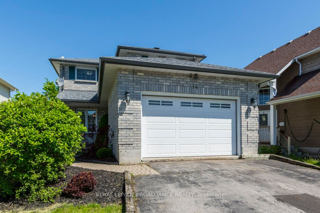 14 Sherwood Crescent Property Photo 1