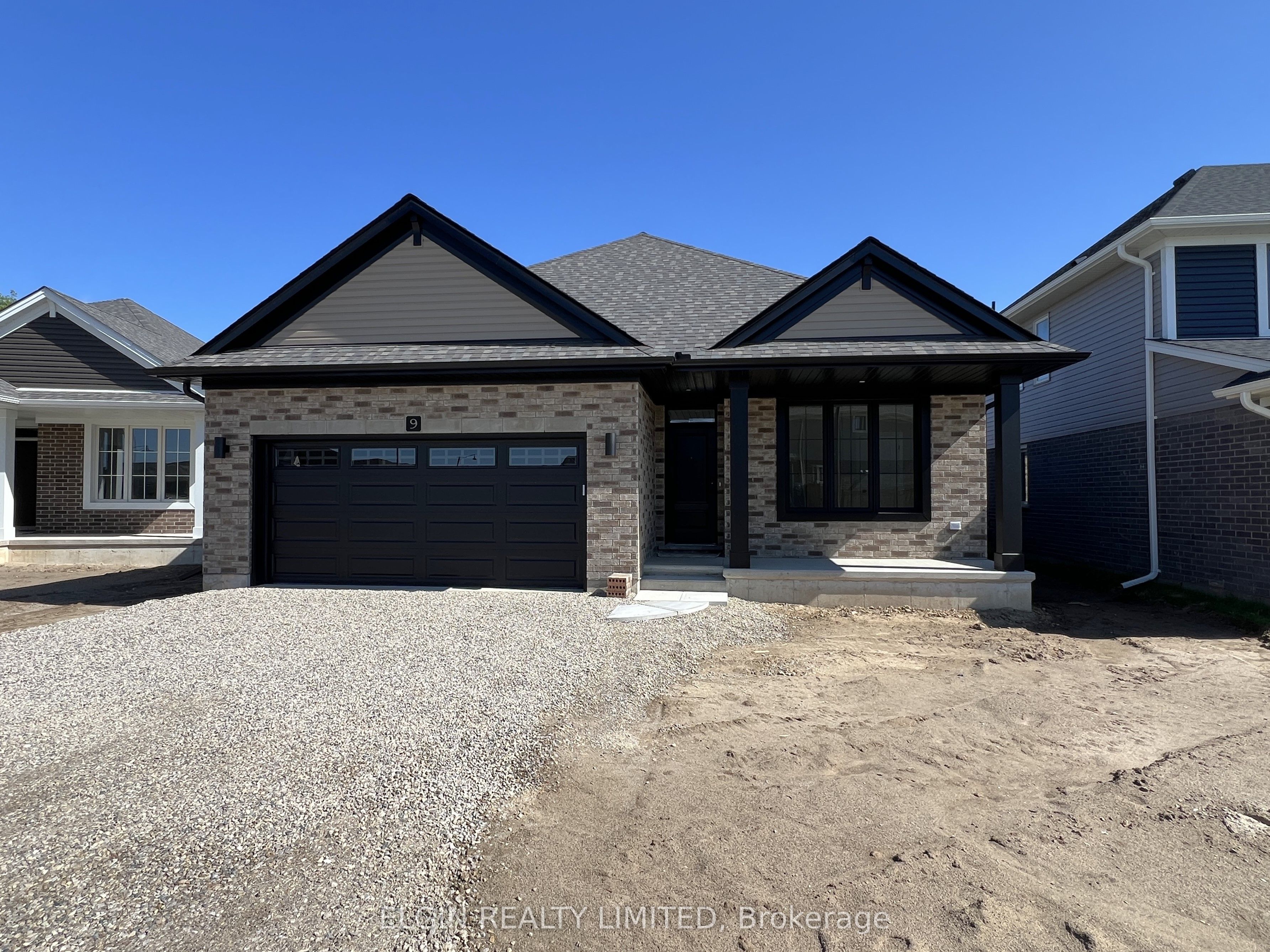 9 Dunning Way Property Photo 1
