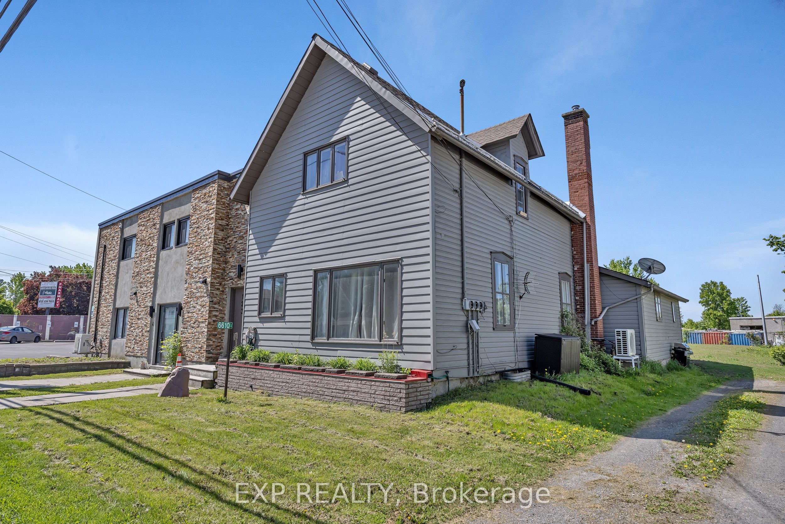 6610 Fourth Line Road Property Photo 3