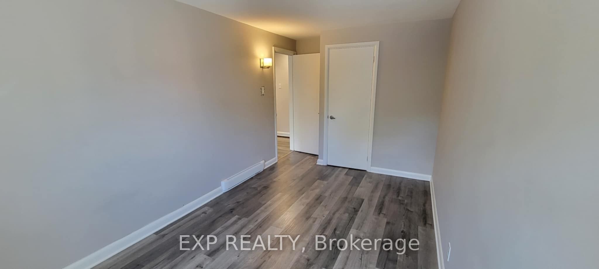 6610 Fourth Line Road Property Photo 9