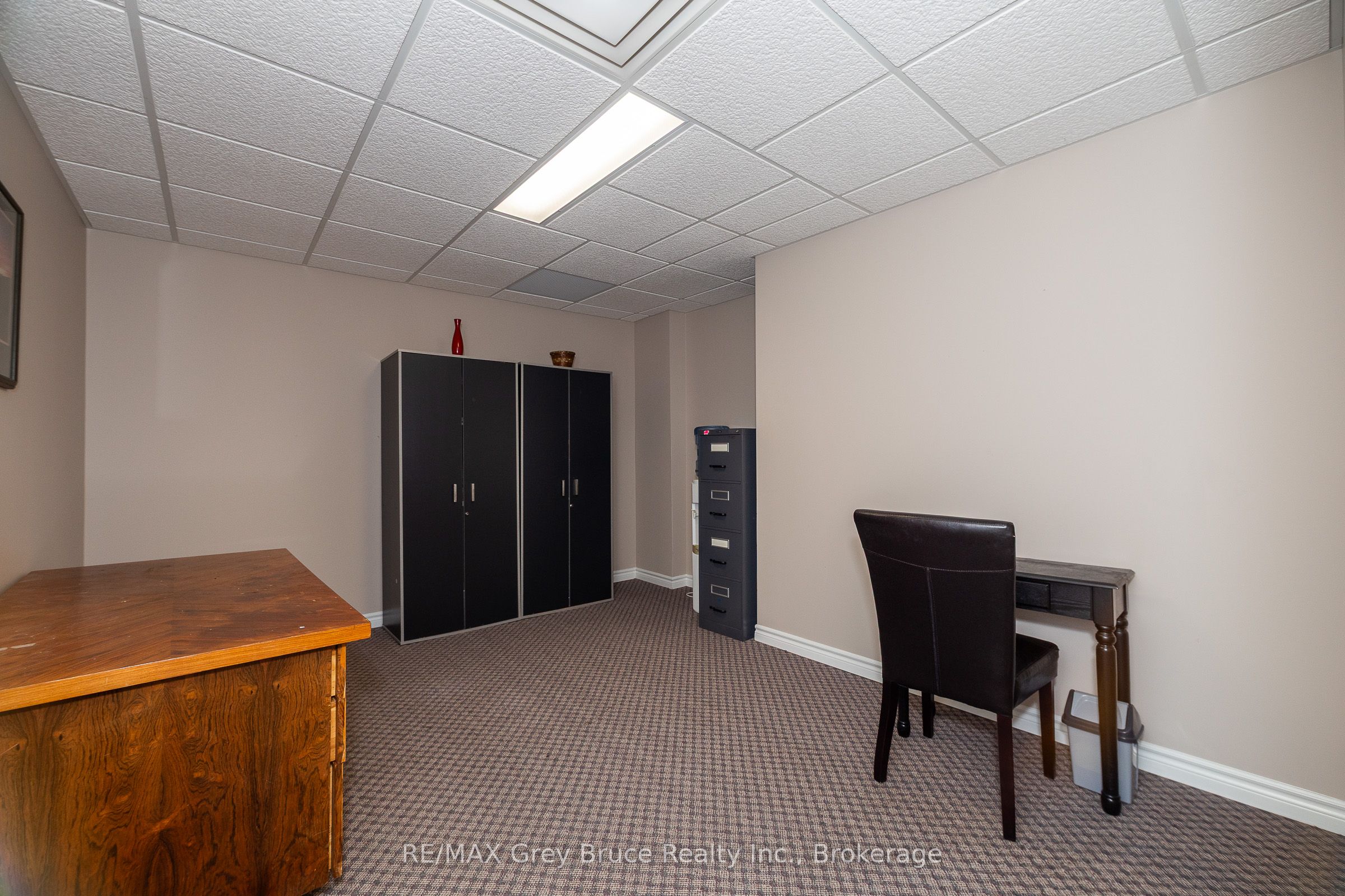 784 16th St E Property Photo 18