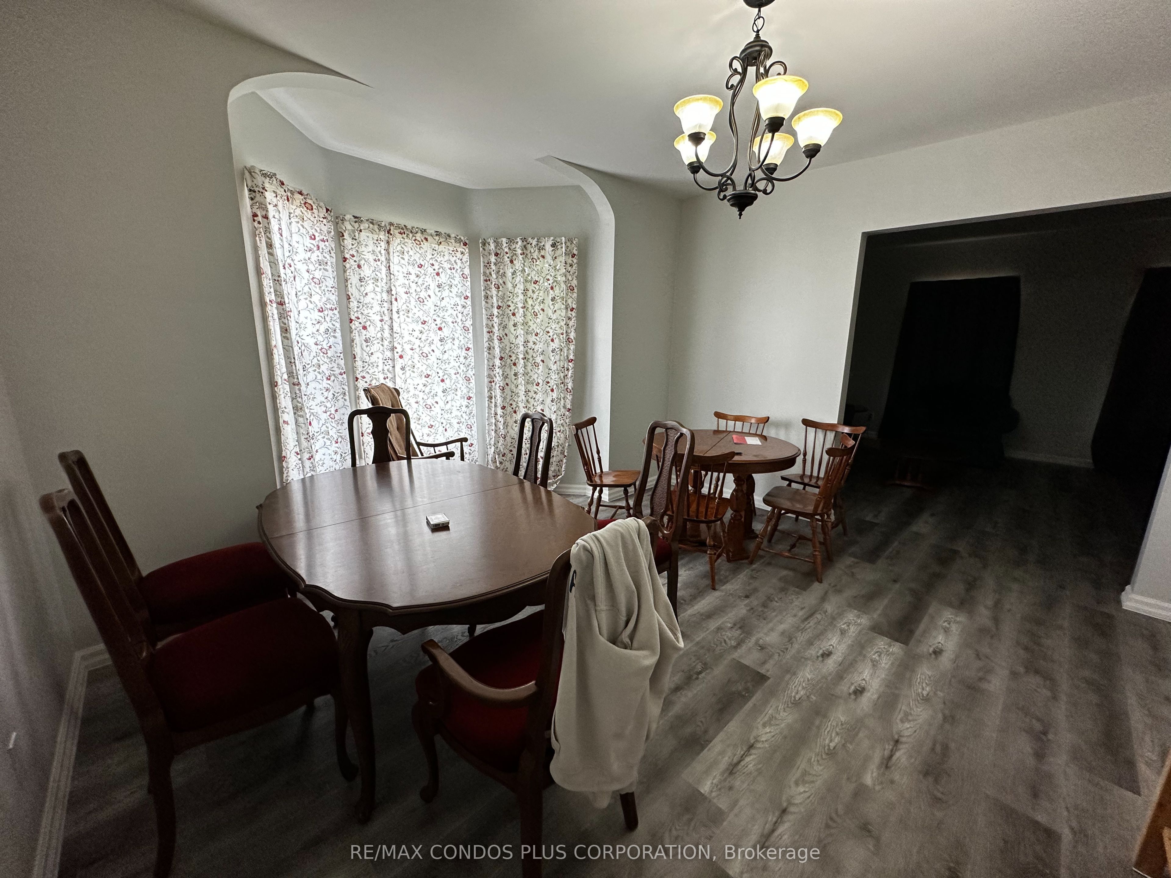758 Niagara Stone Rd Property Photo 8