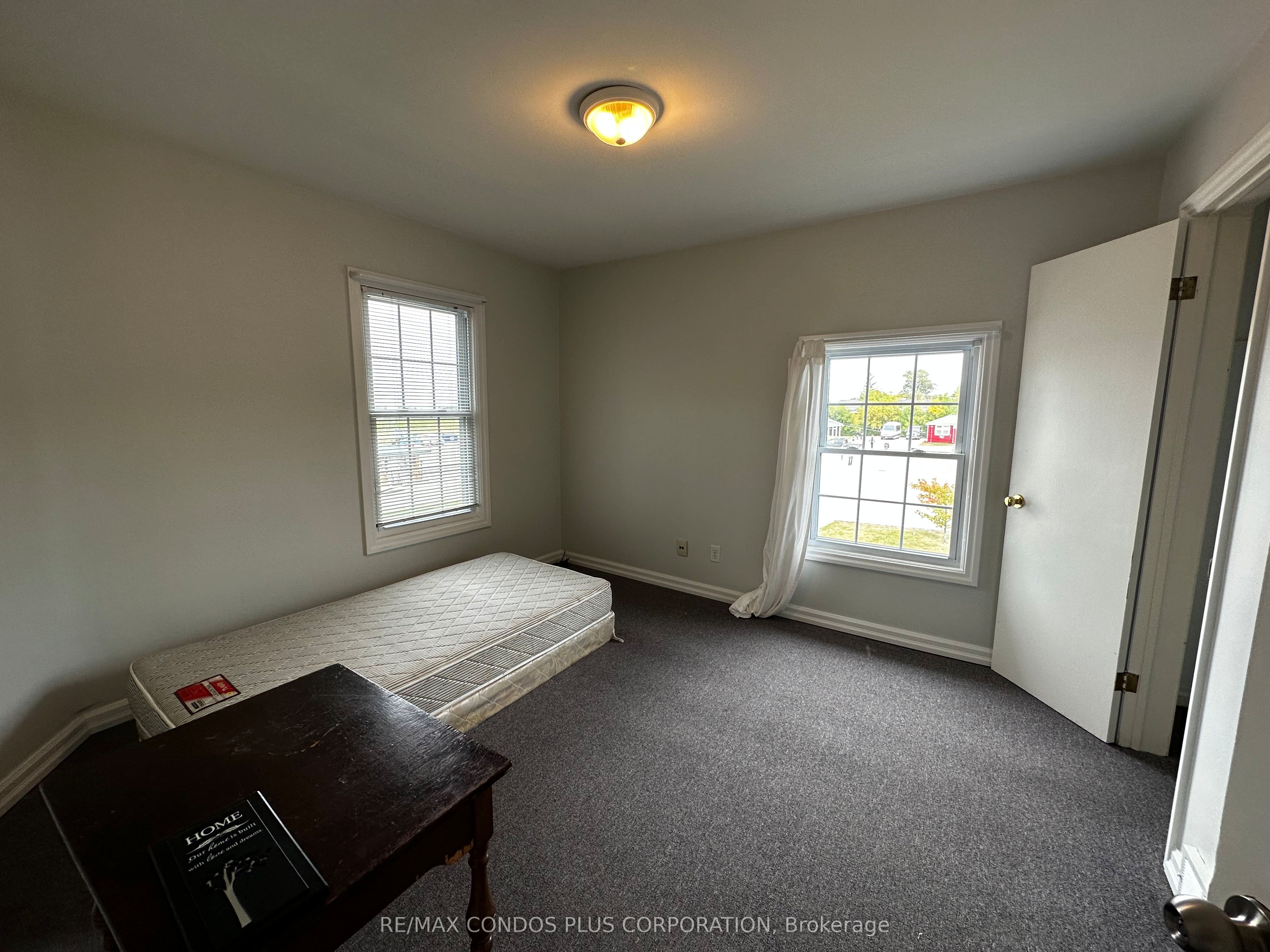 758 Niagara Stone Rd Property Photo 14