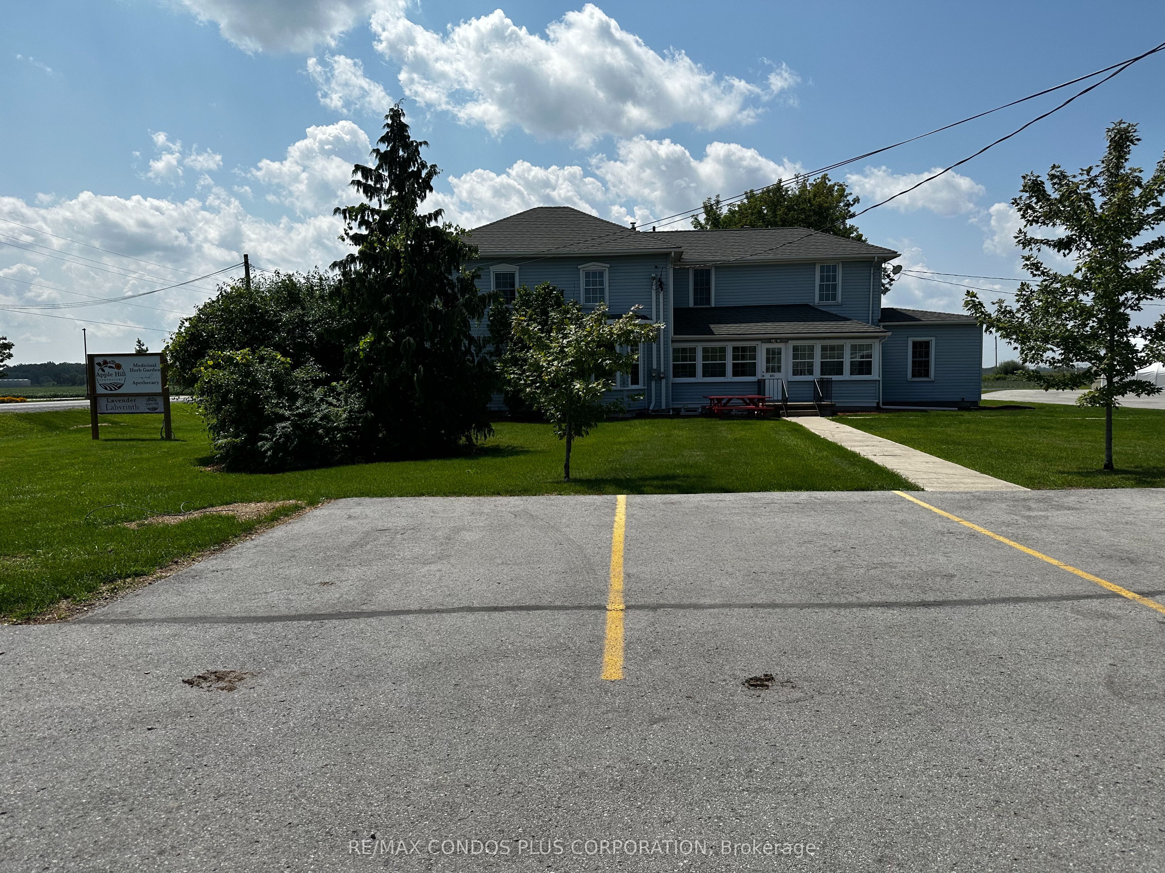 758 Niagara Stone Rd Property Photo 29
