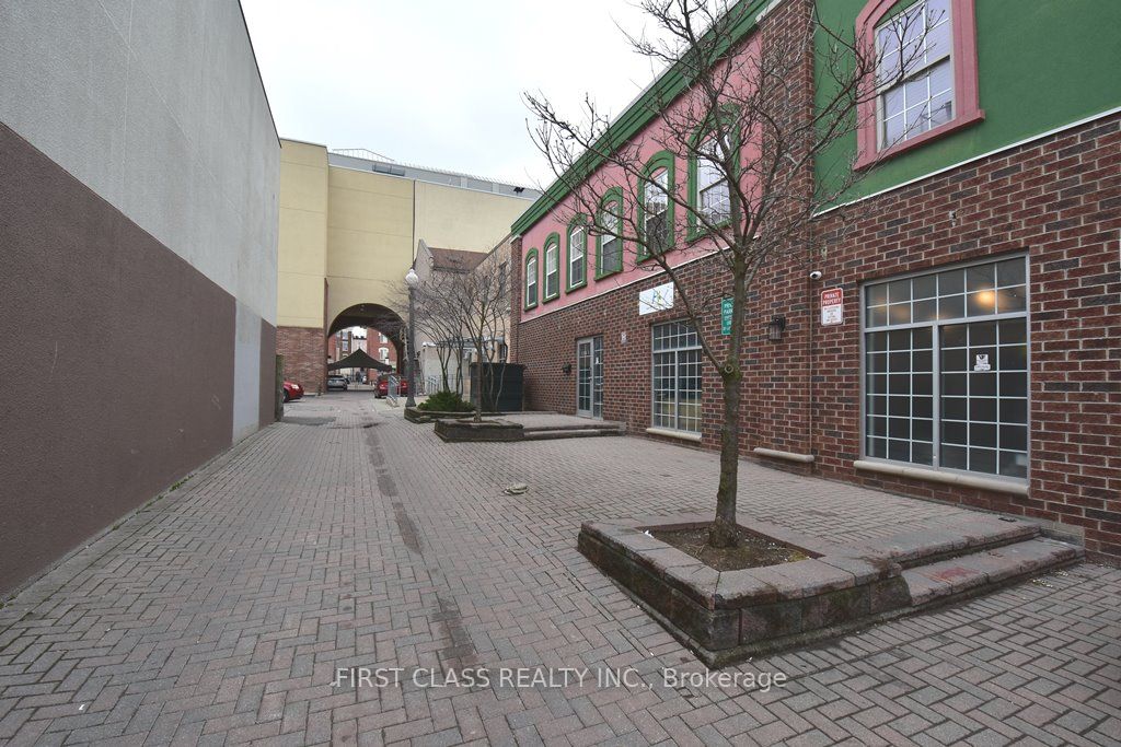 18 Market St Property Photo 2