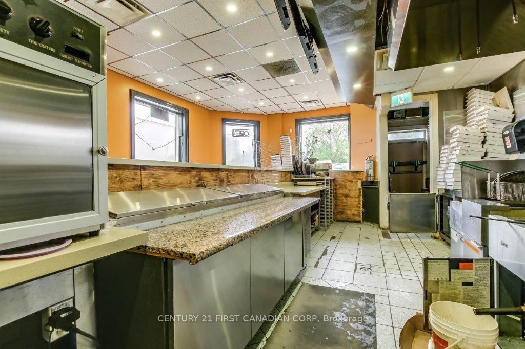 15 Wellington Road Property Photo 20