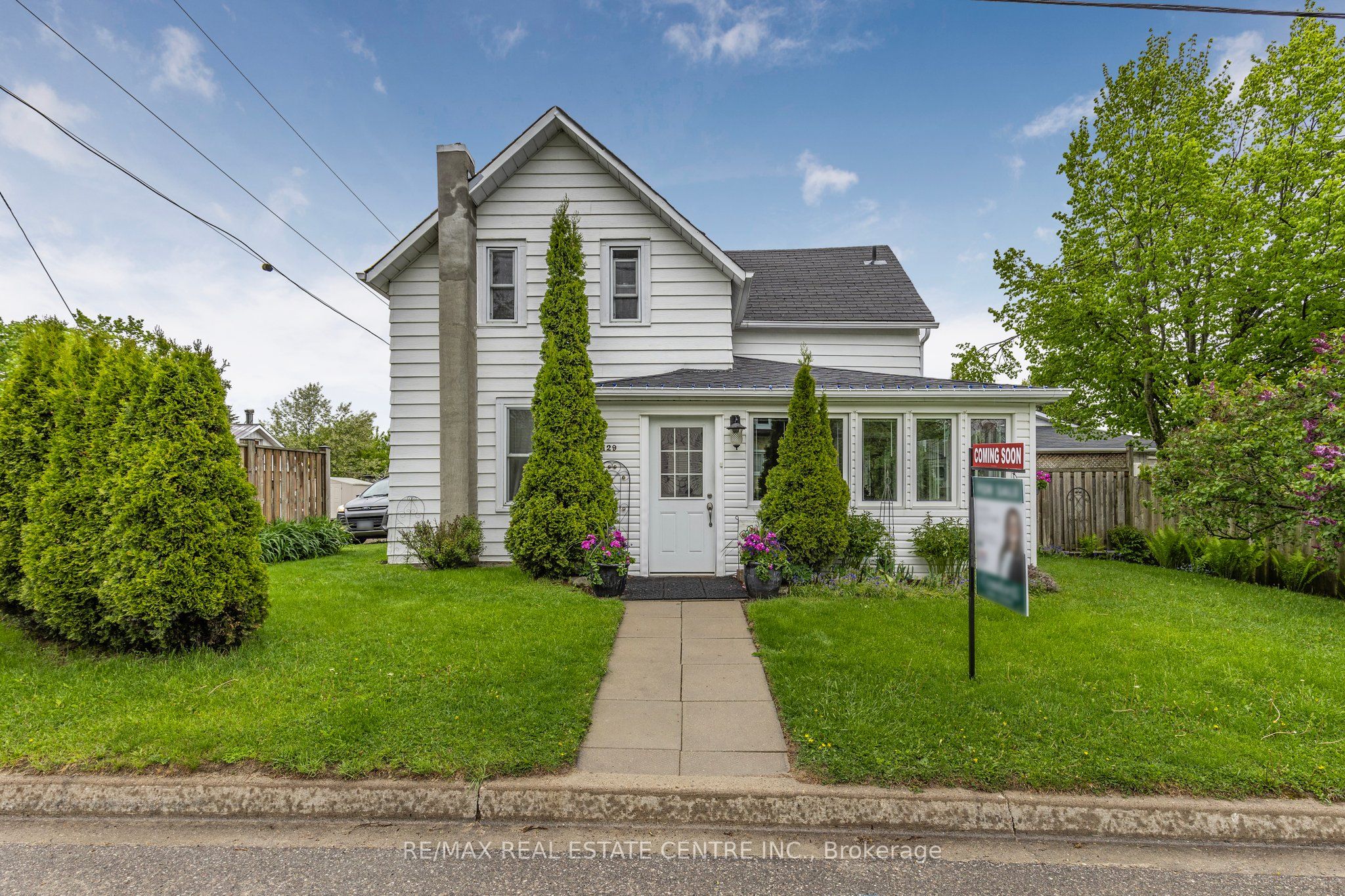 129 Dufferin St Property Photo 1