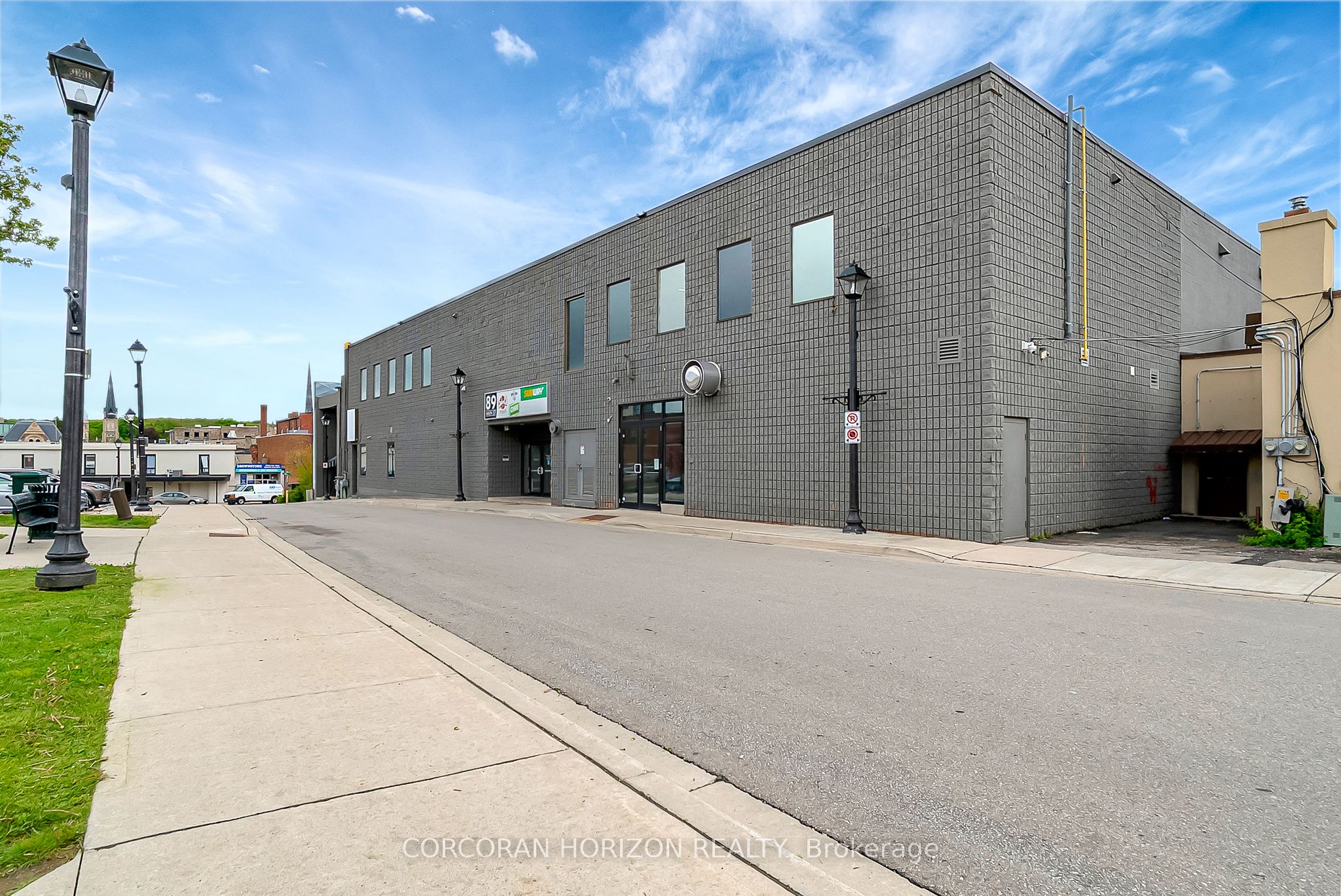 89 Main St Property Photo 16