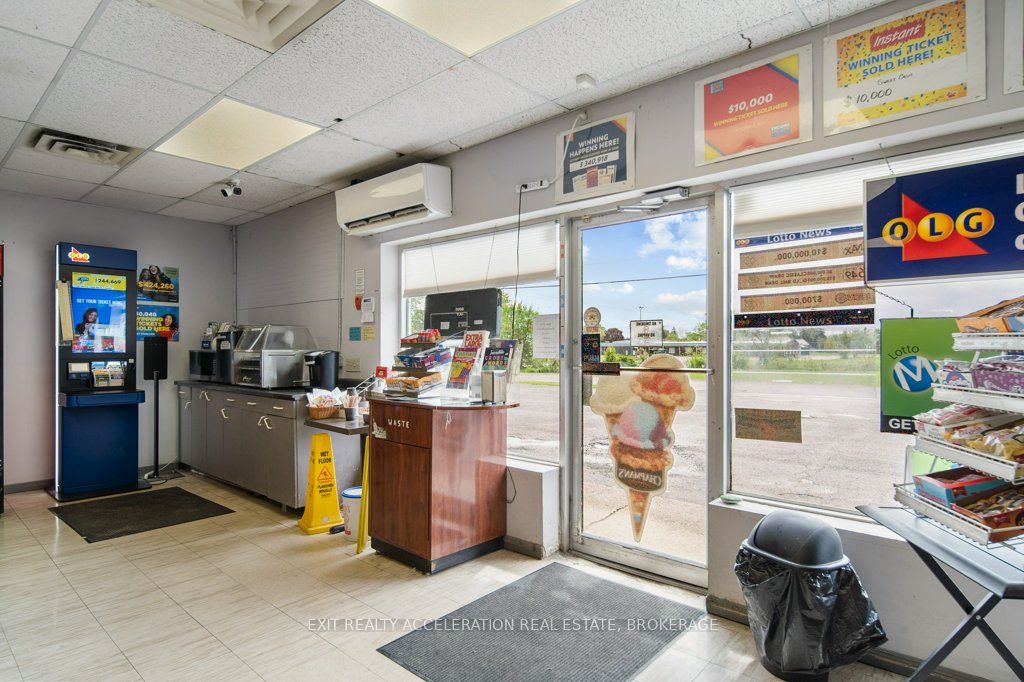 #2 - 311 Bridge Street Property Photo 6