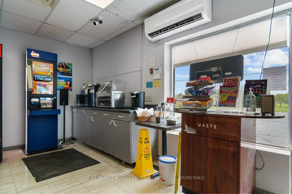 #2 - 311 Bridge Street Property Photo 11