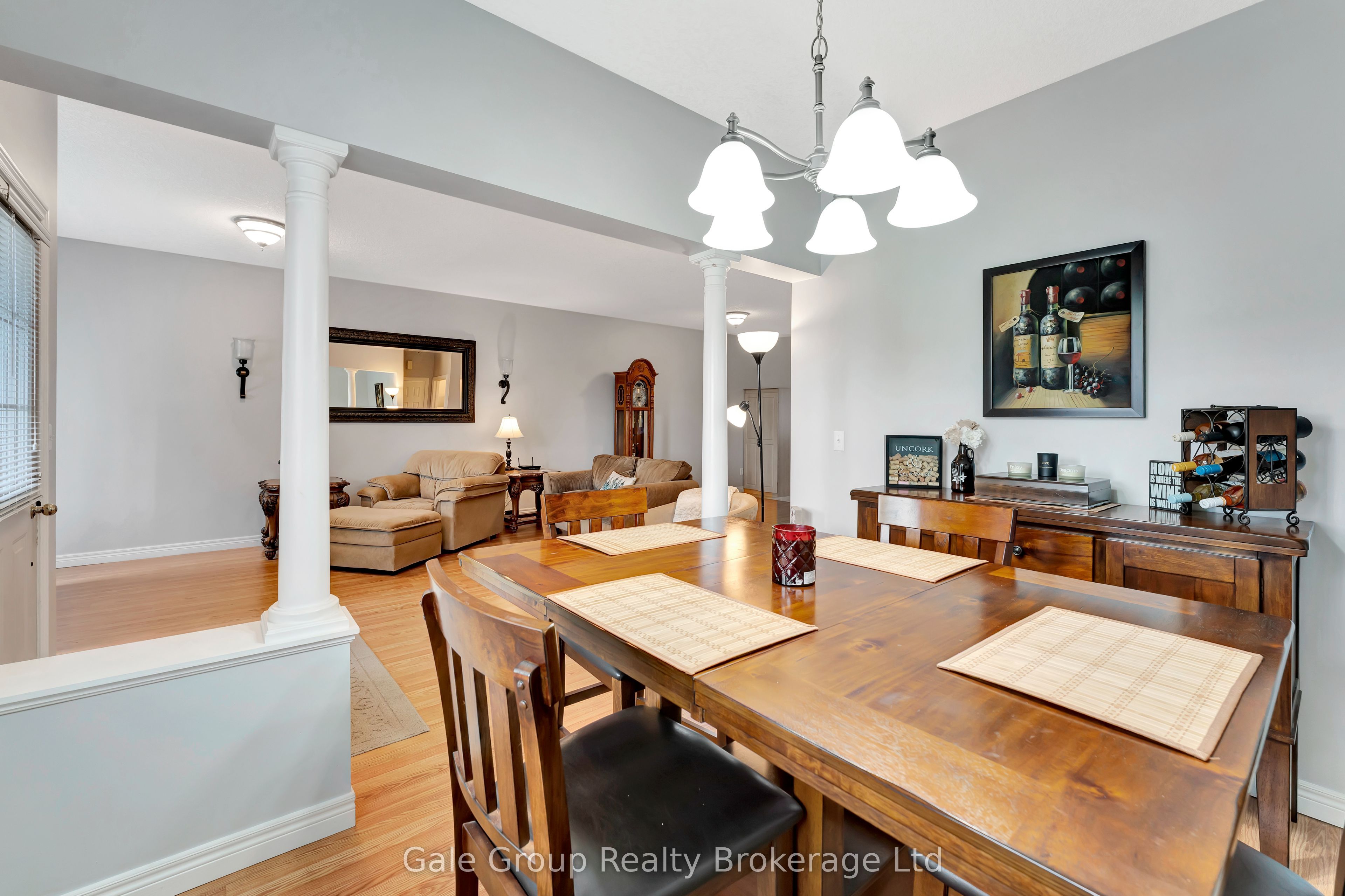 693 Southwood Way Property Photo 8