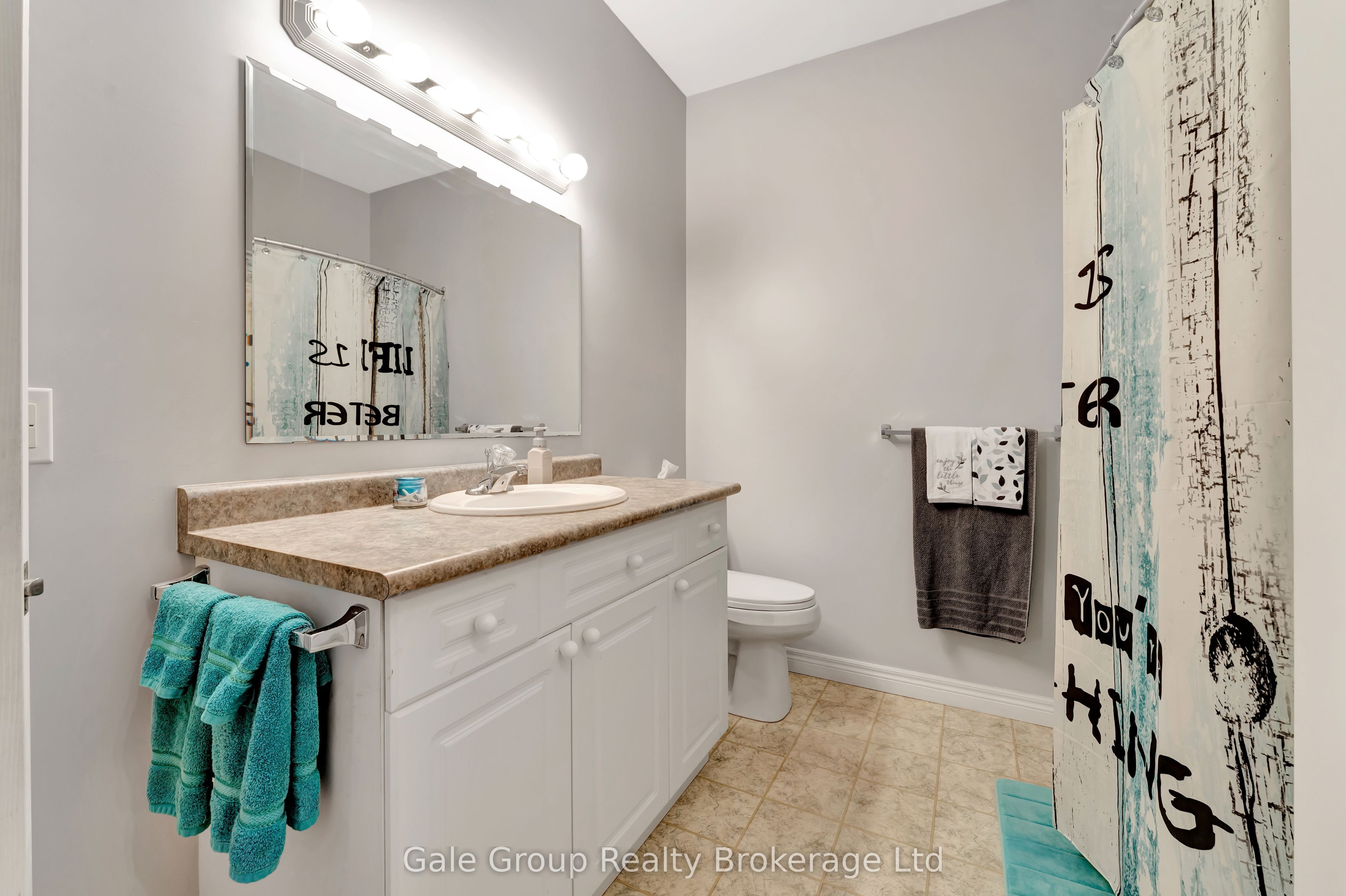 693 Southwood Way Property Photo 16